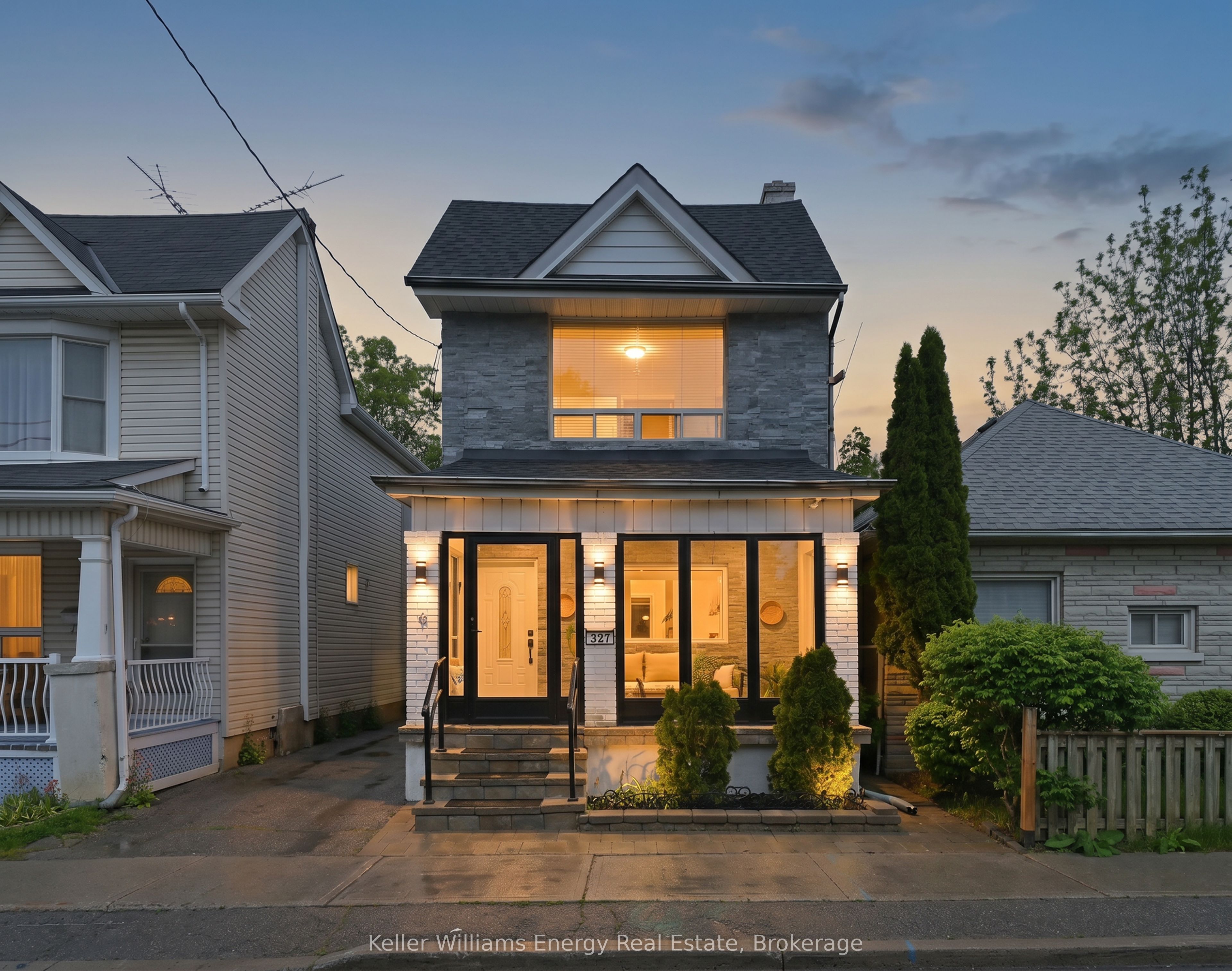 327 Albert Street Property Photo 1