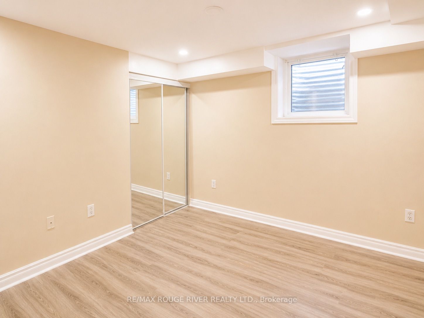 16 Dominy Drive Property Photo 12