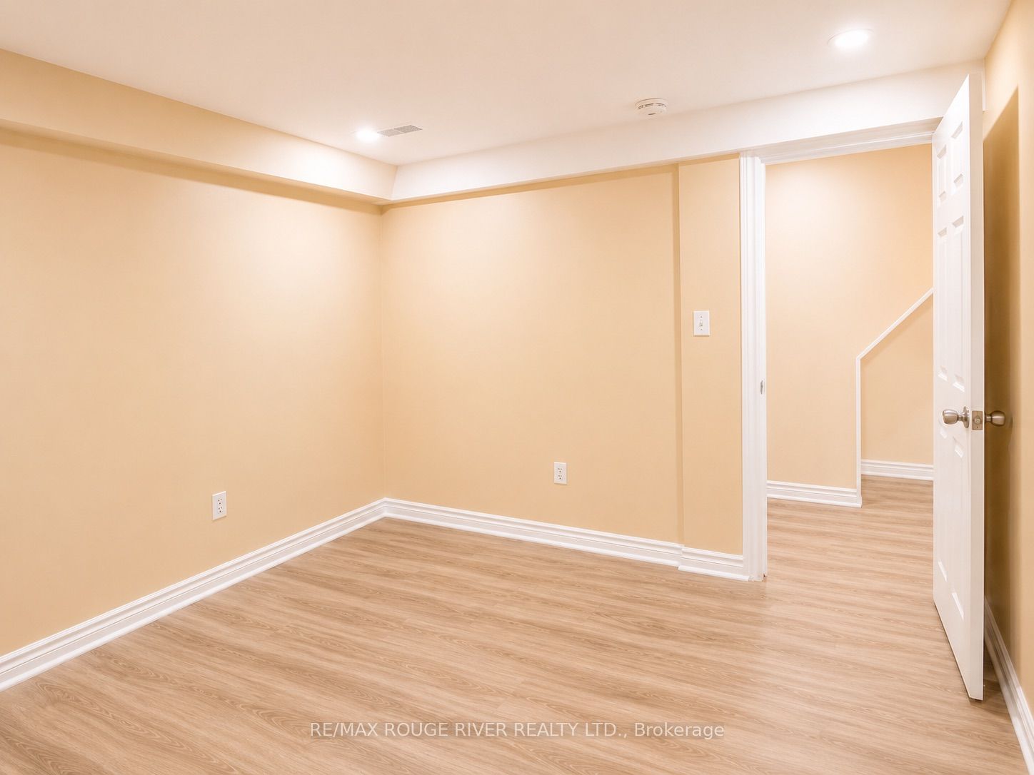16 Dominy Drive Property Photo 13