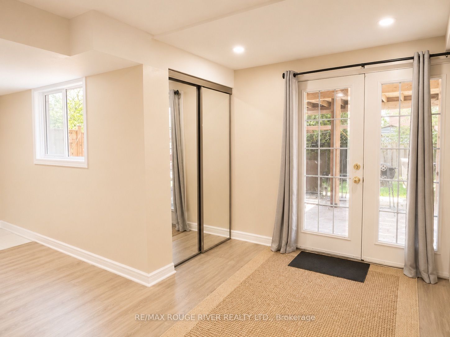 16 Dominy Drive Property Photo 15
