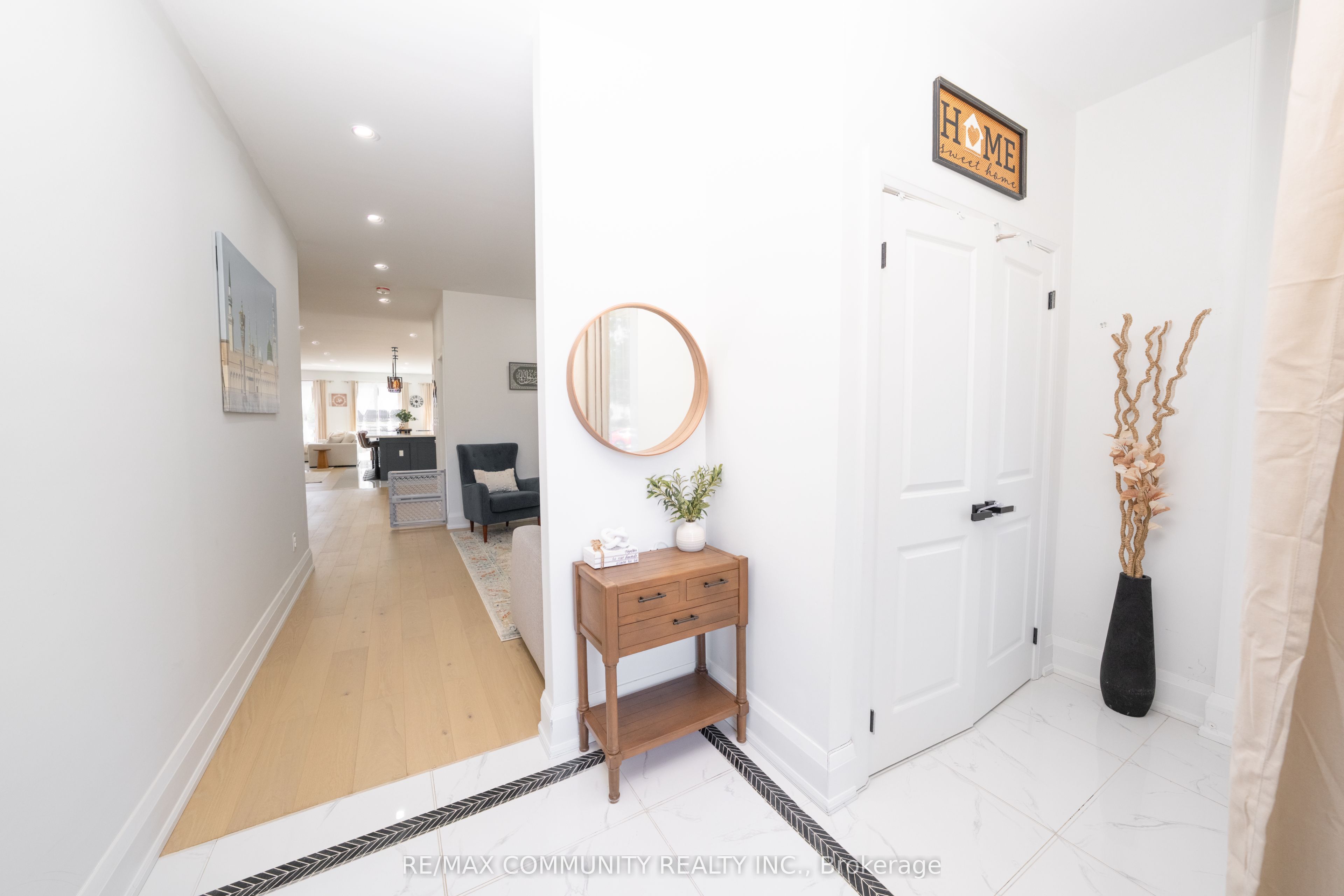 75b Kitchener Road Property Photo 4