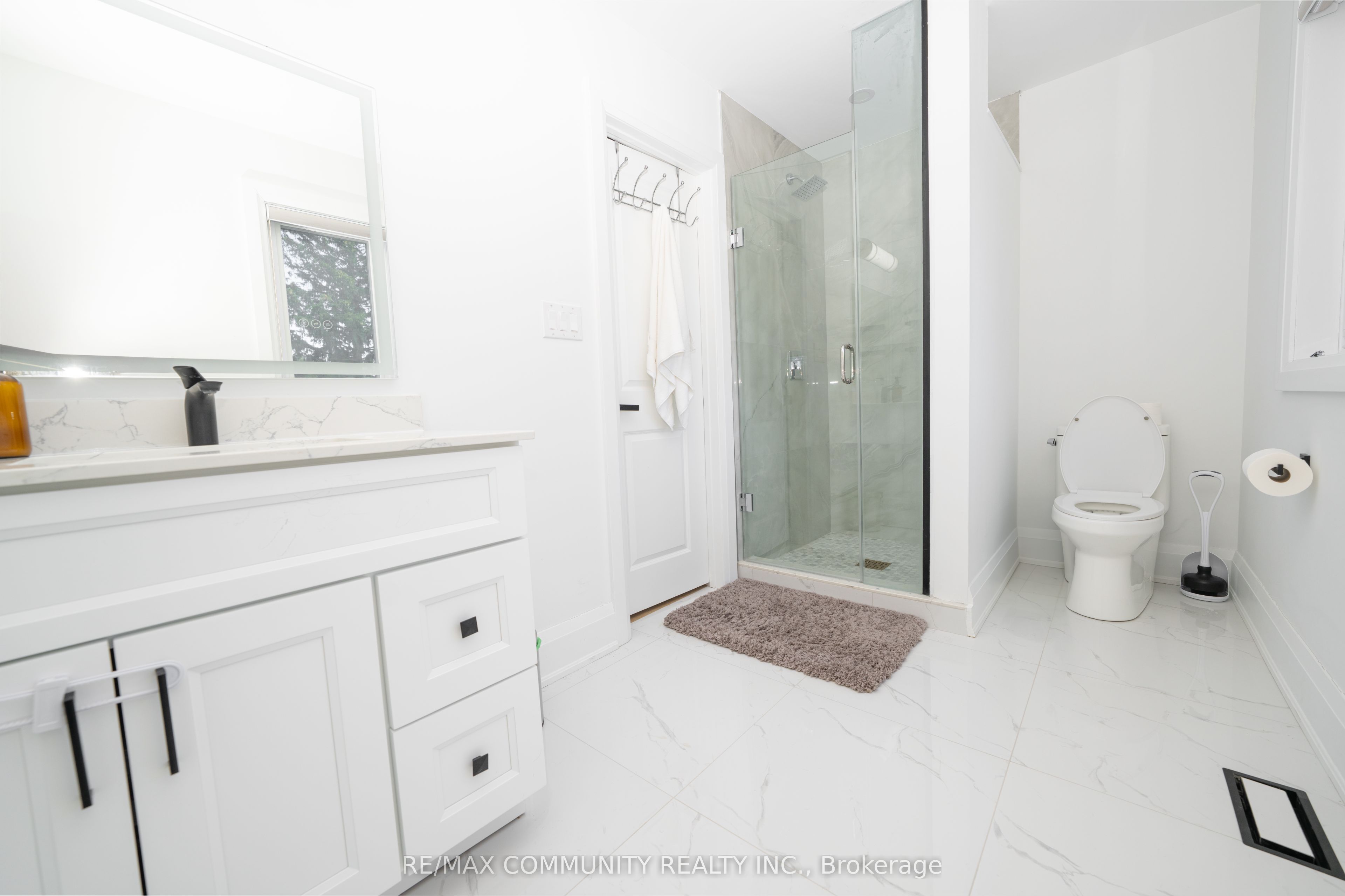 75b Kitchener Road Property Photo 21