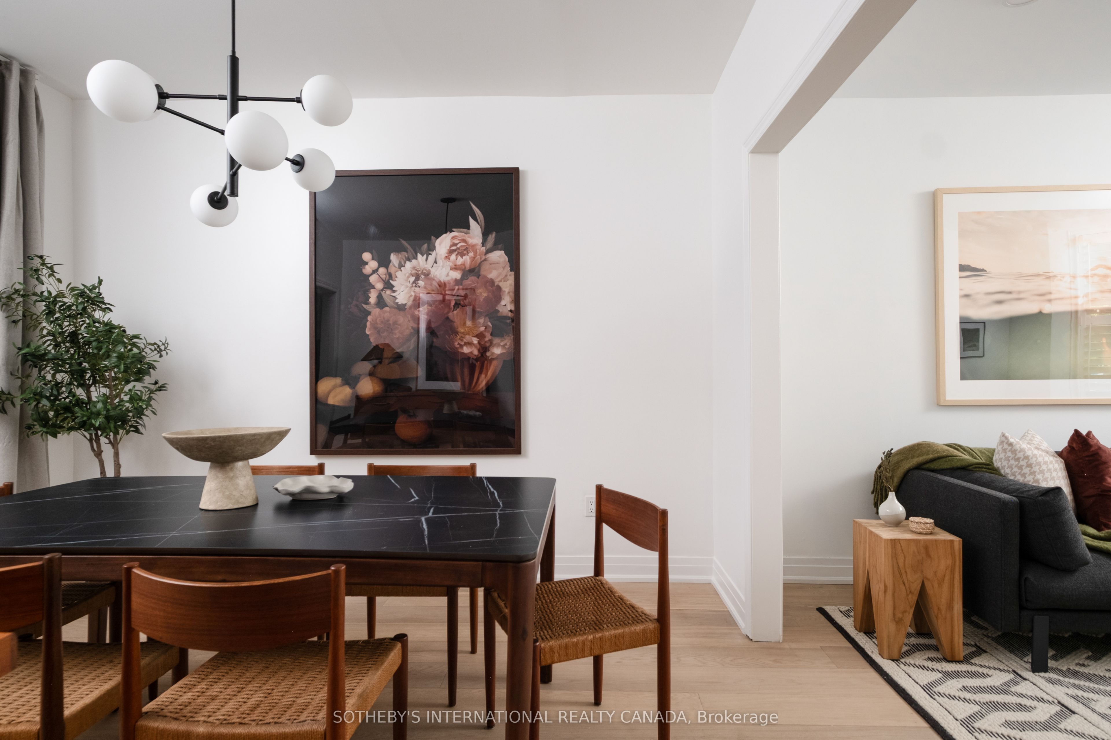 22 Connaught Avenue Property Photo 6