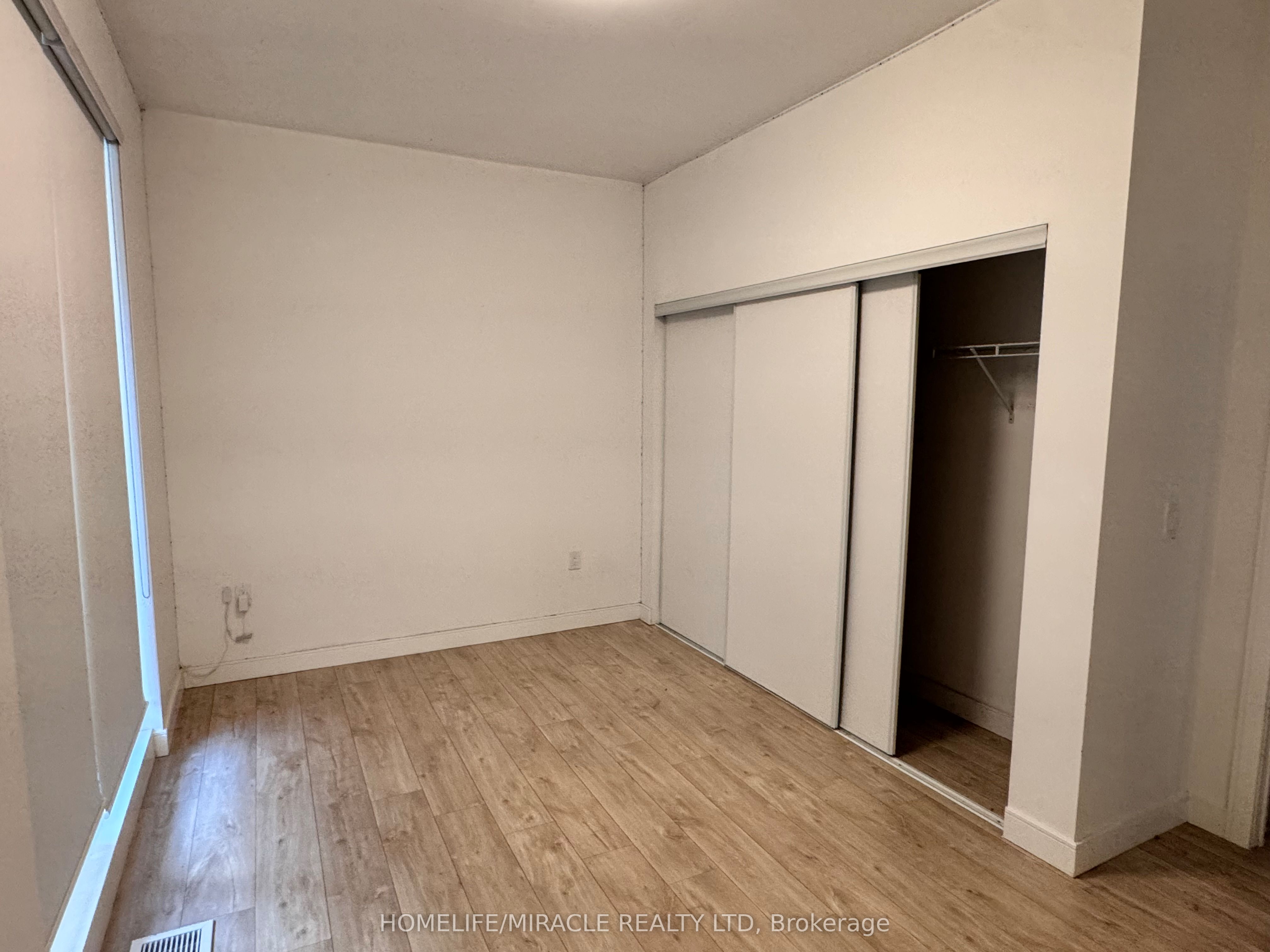 176 Clonmore Drive 4 Property Photo 23