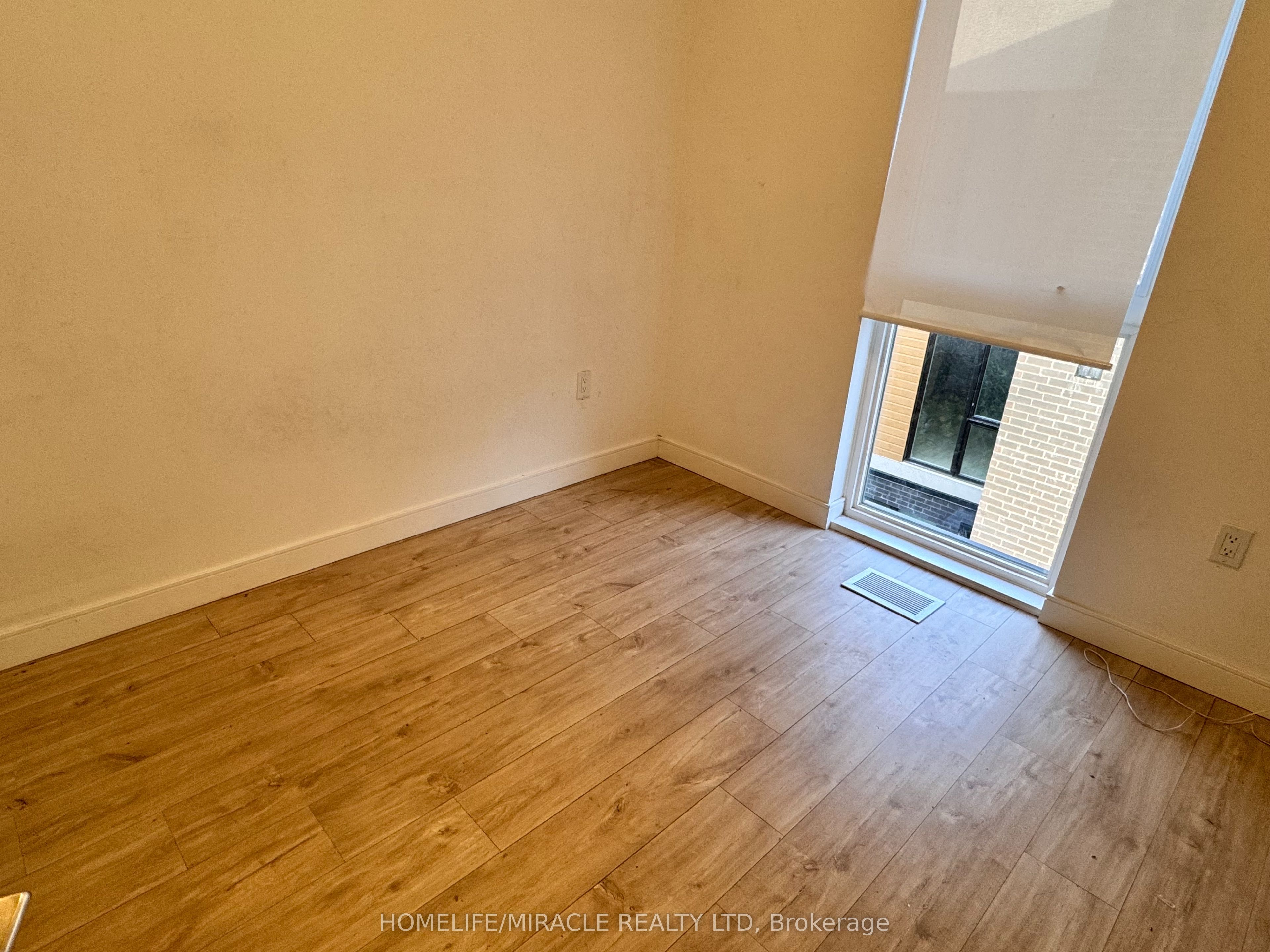 176 Clonmore Drive 4 Property Photo 24