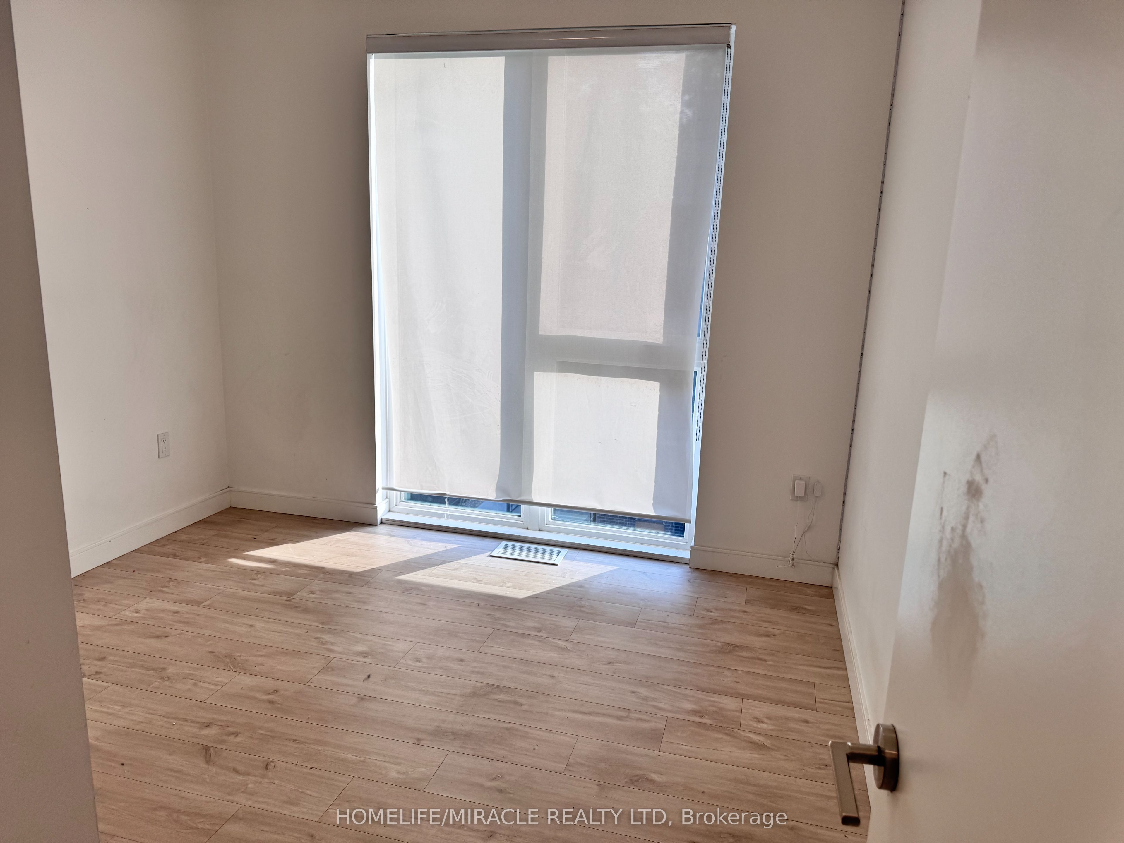 176 Clonmore Drive 4 Property Photo 28