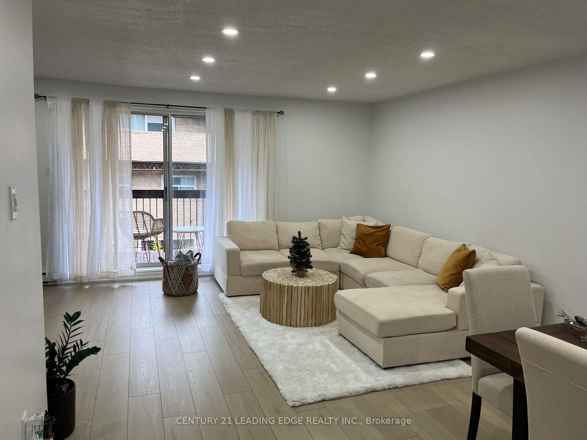 91 Muir Drive 26 Property Photo 7