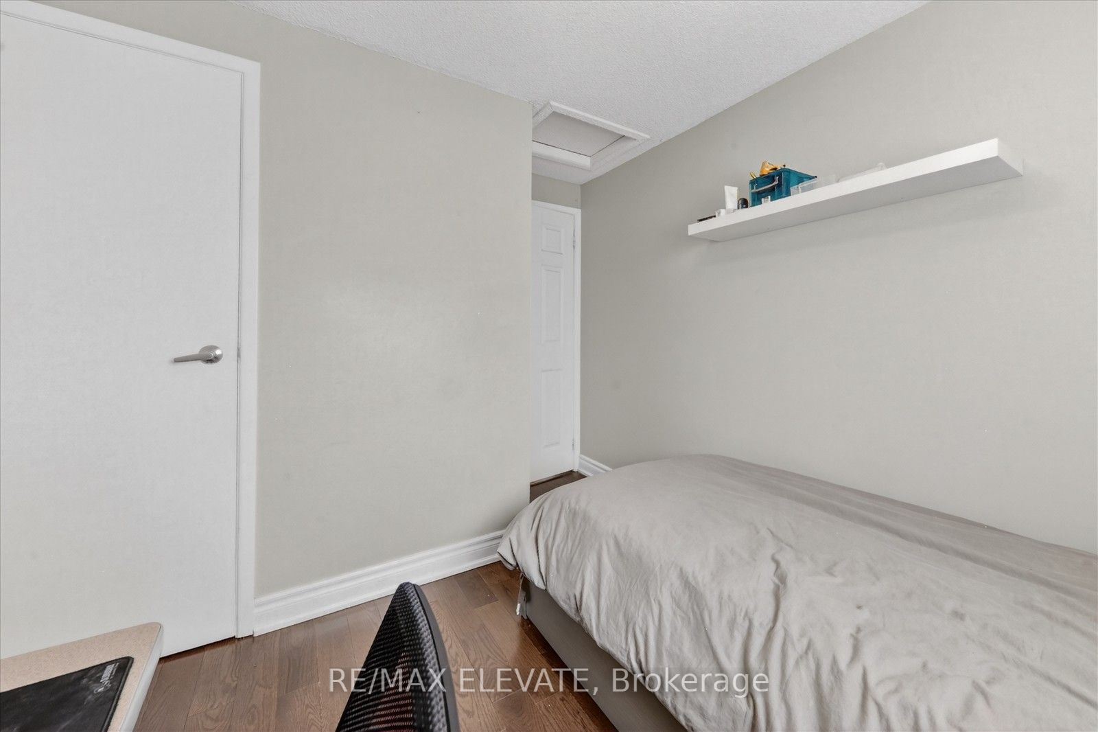 25 Stockbridge Crescent Property Photo 21
