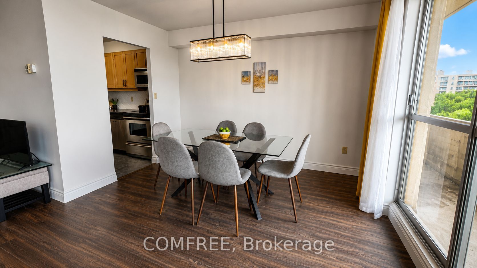 1 Massey Square 412 Property Photo 4