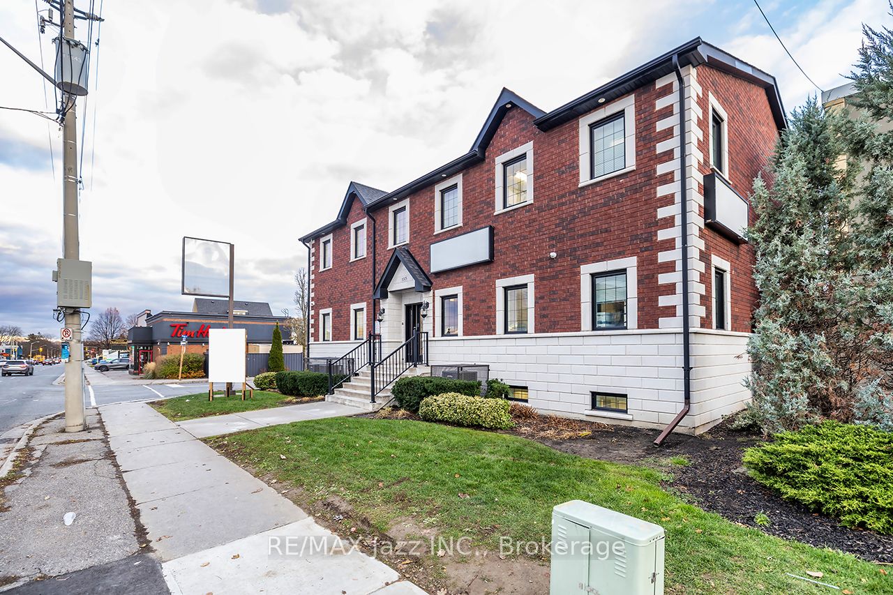 193 King Street E Property Photo 2