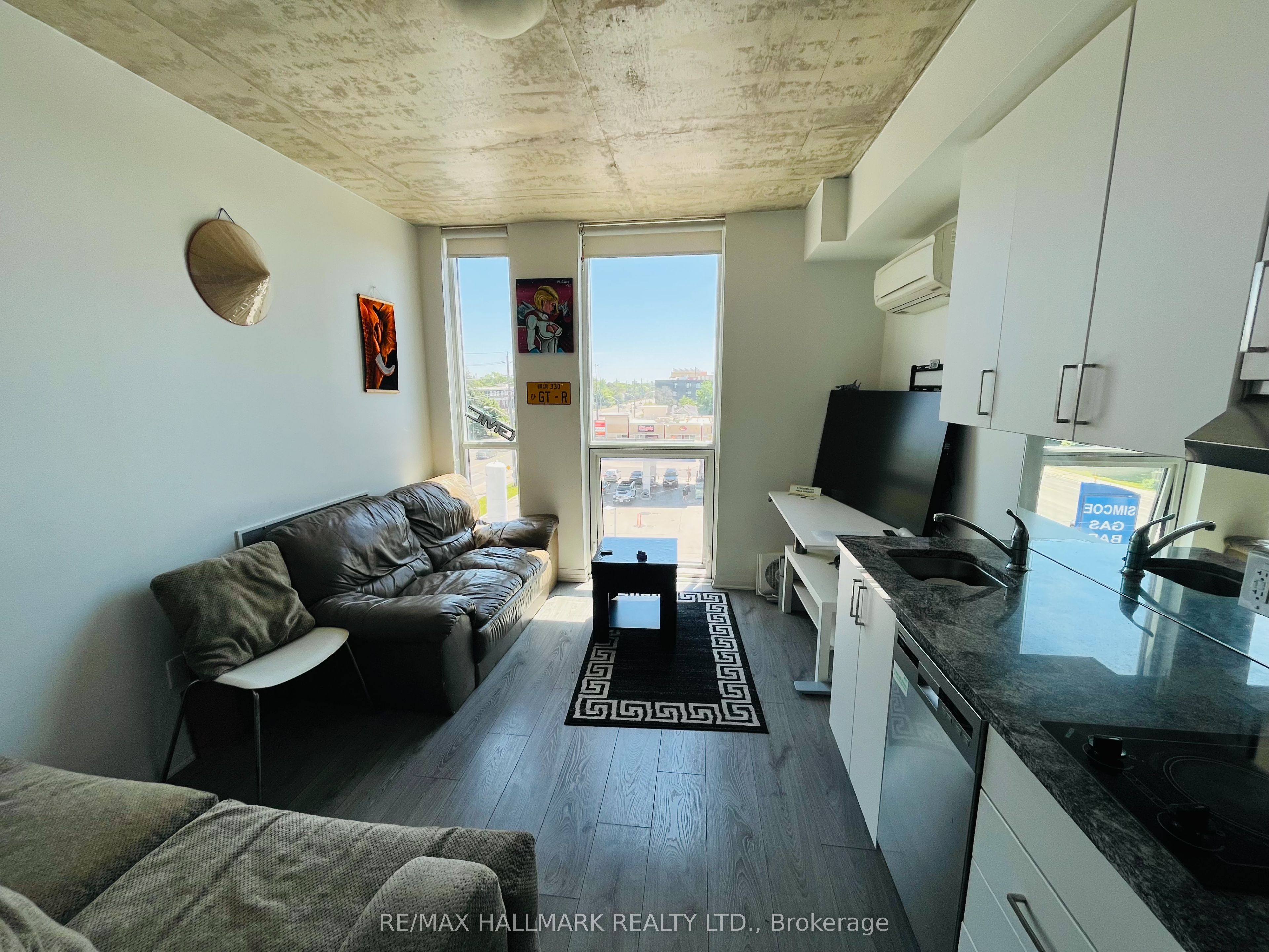 1900 Simcoe Street N 436 Property Photo 2