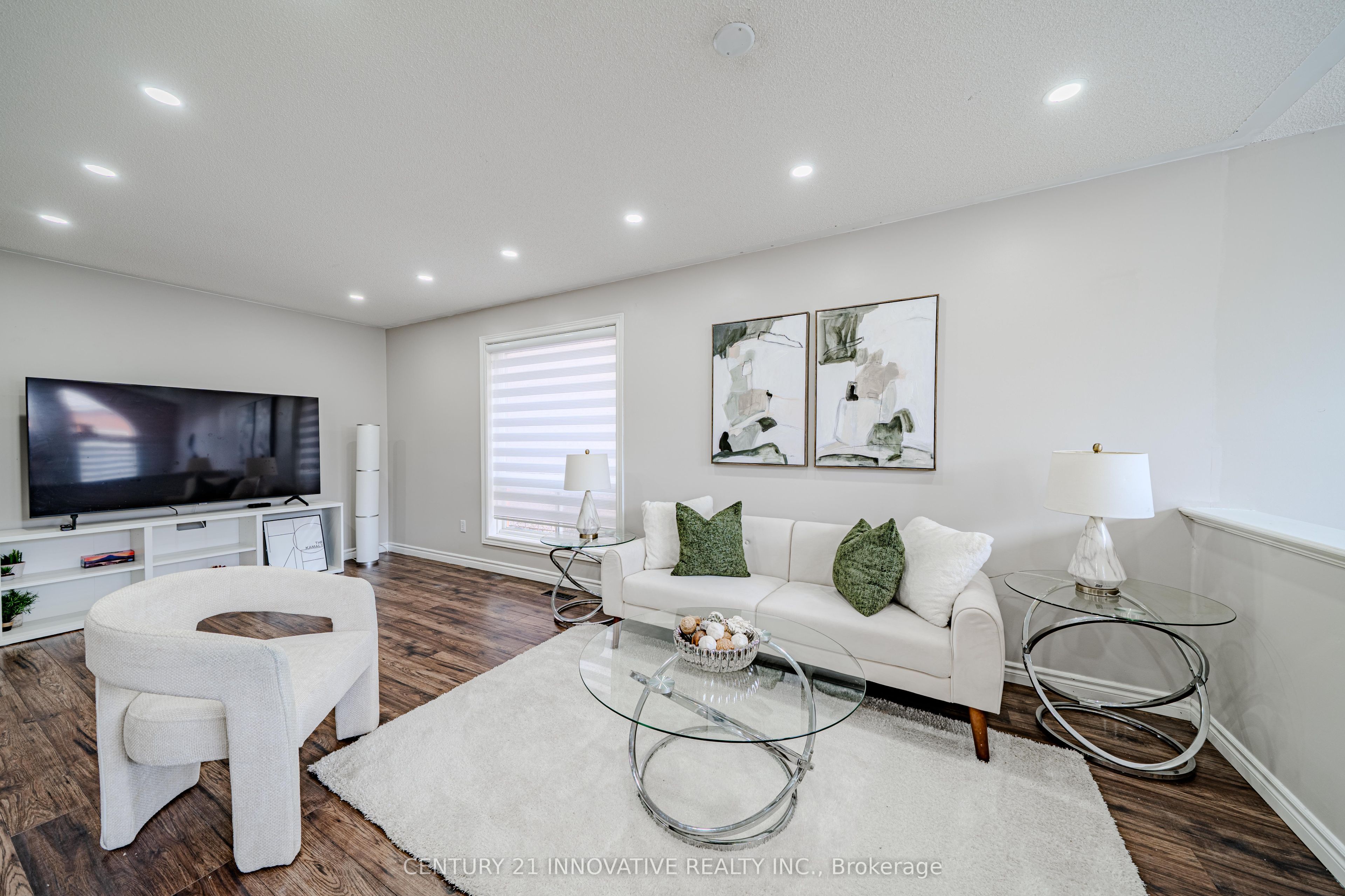 30 Castle Green Drive Property Photo 11