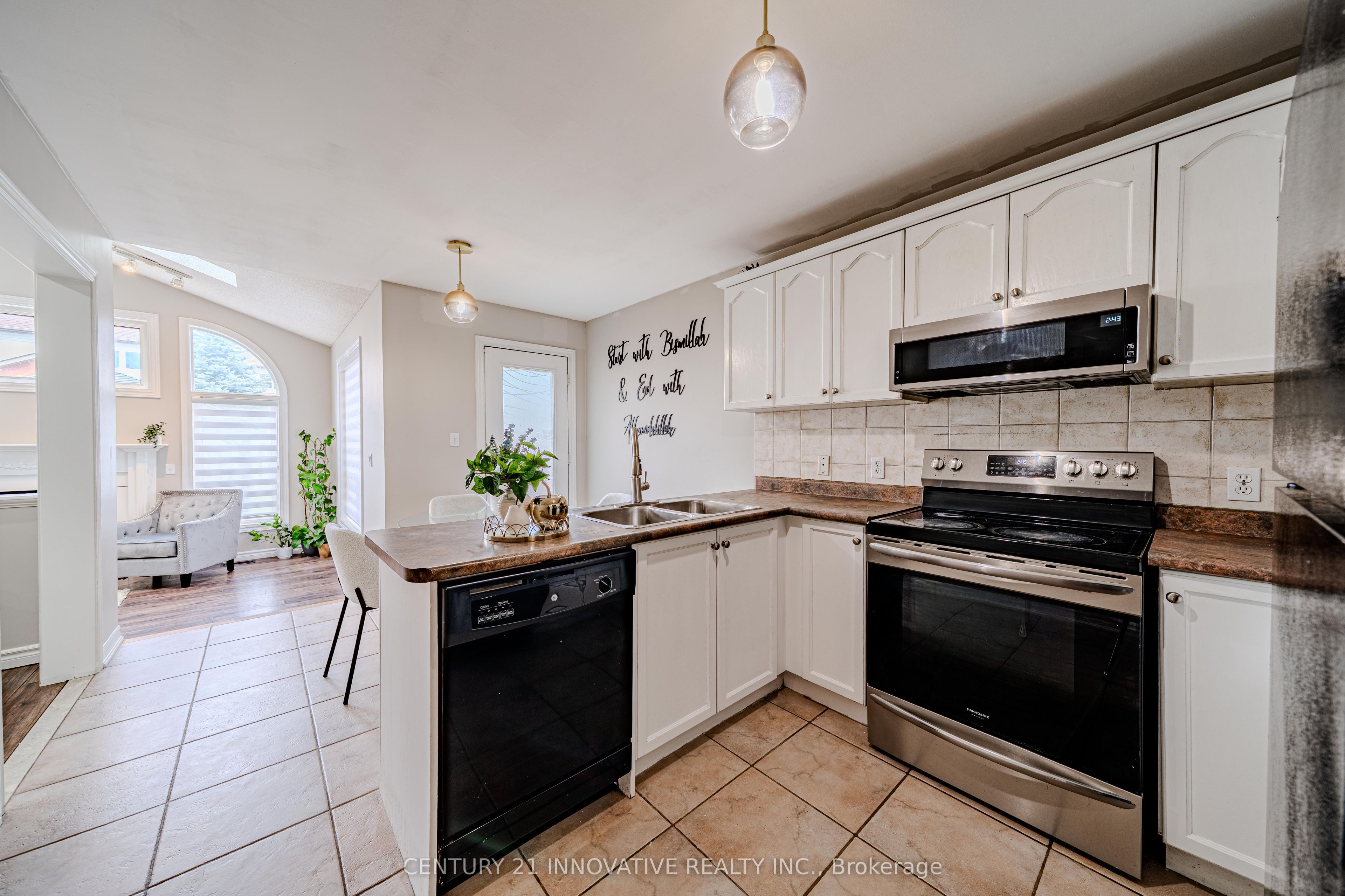 30 Castle Green Drive Property Photo 20