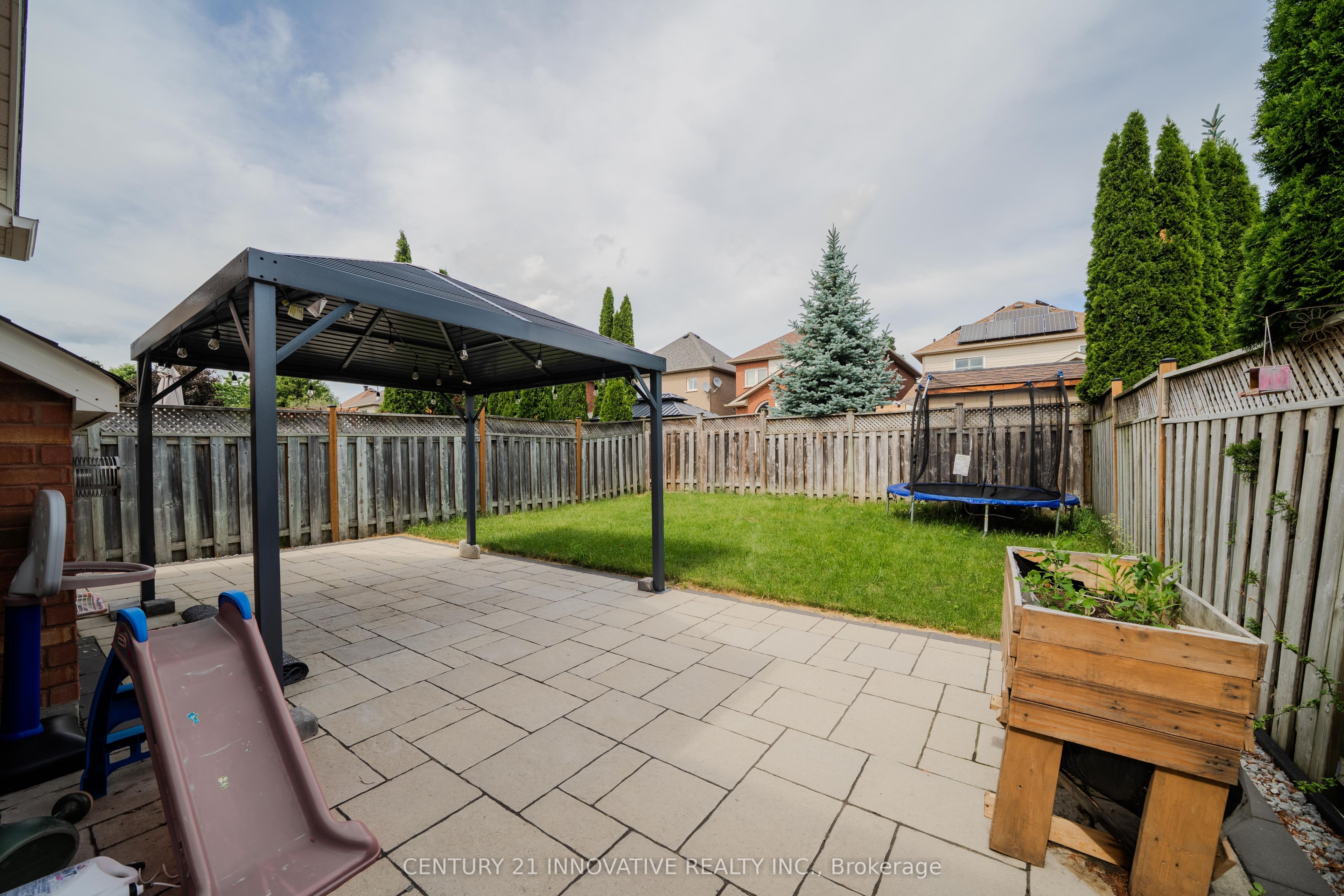 30 Castle Green Drive Property Photo 42
