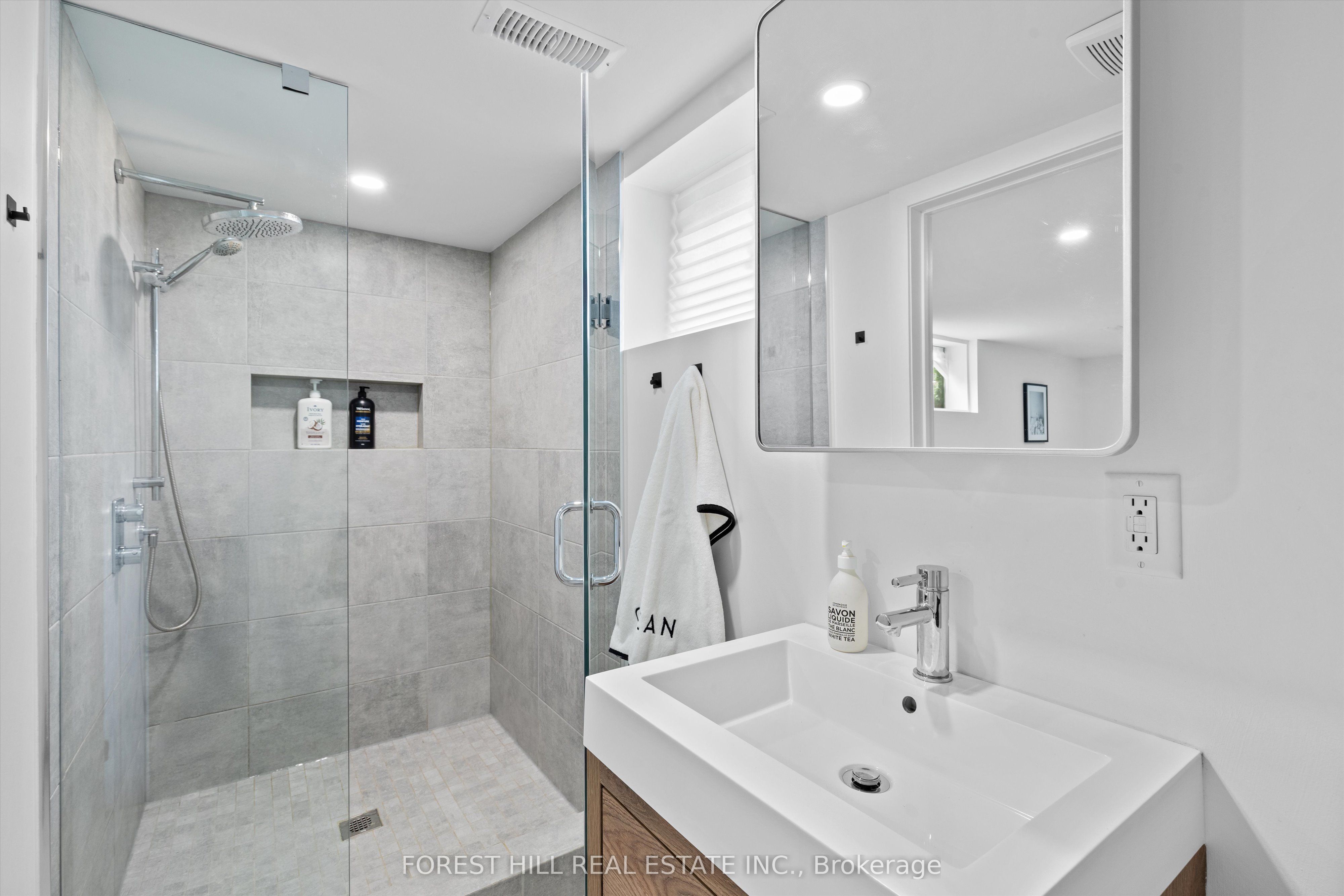 6 Barrett Road Property Photo 24