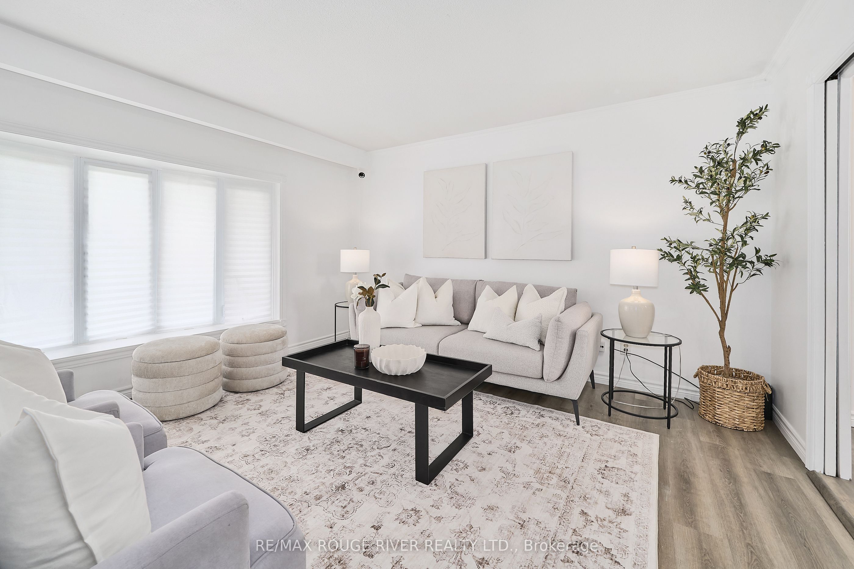 6 Ribblesdale Drive Property Photo 3