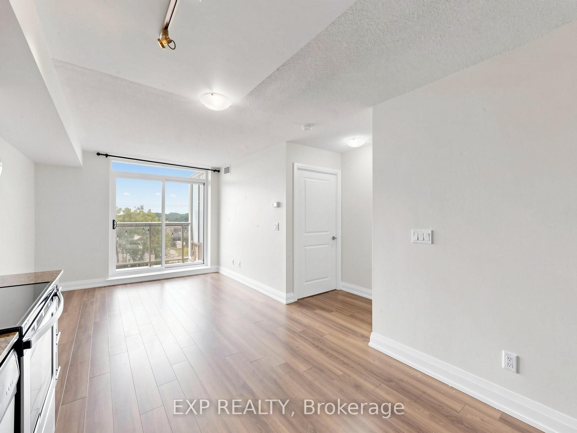3520 Danforth Avenue 415 Property Photo 2