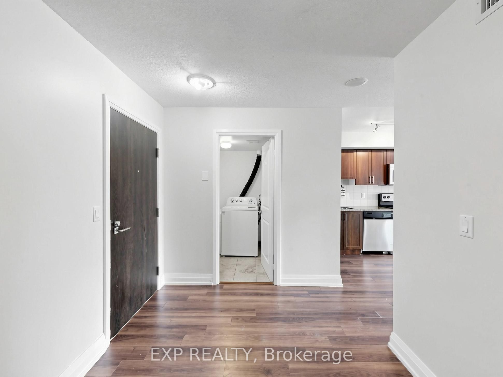 3520 Danforth Avenue 415 Property Photo 7