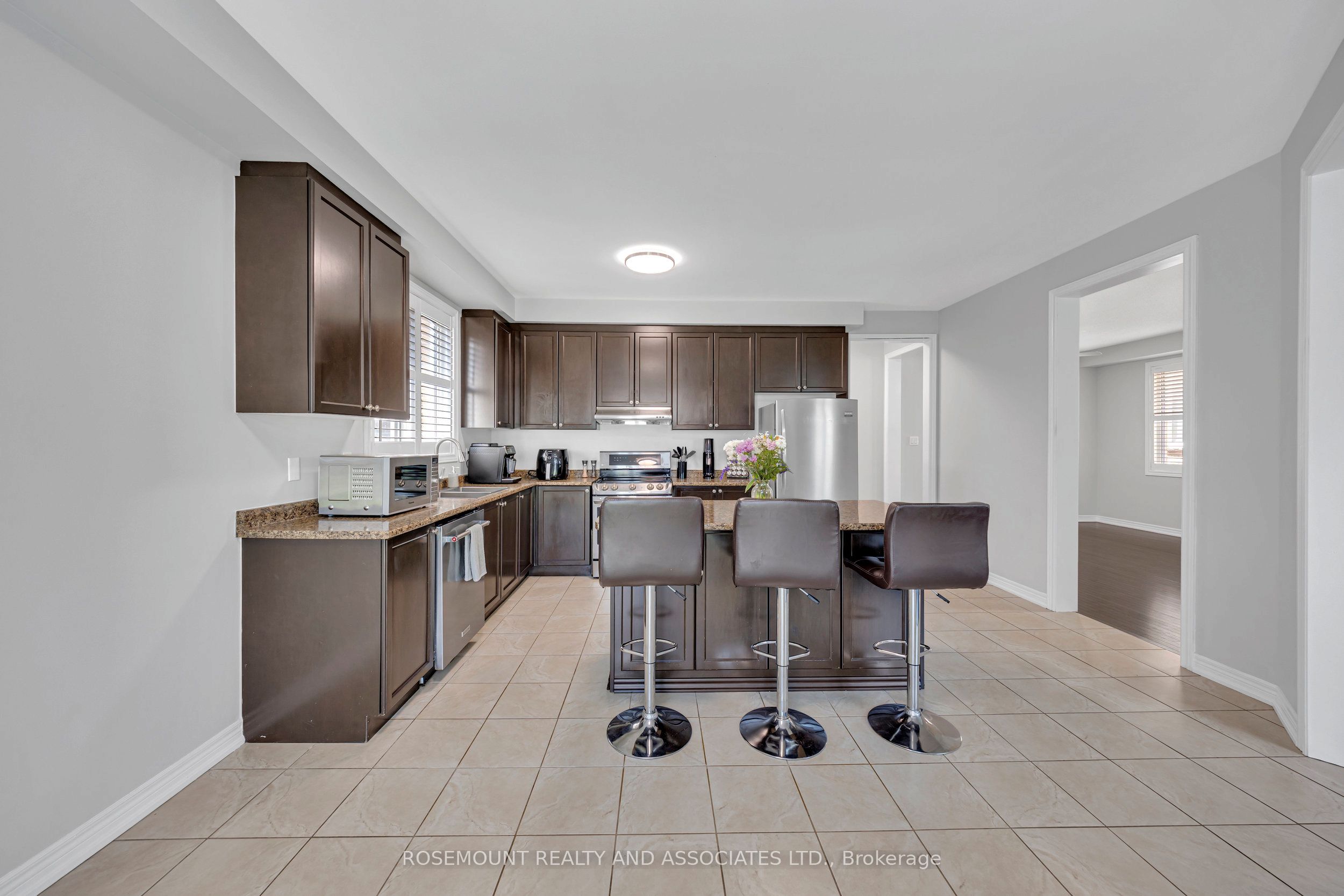 2115 Rudell Road Property Photo 19