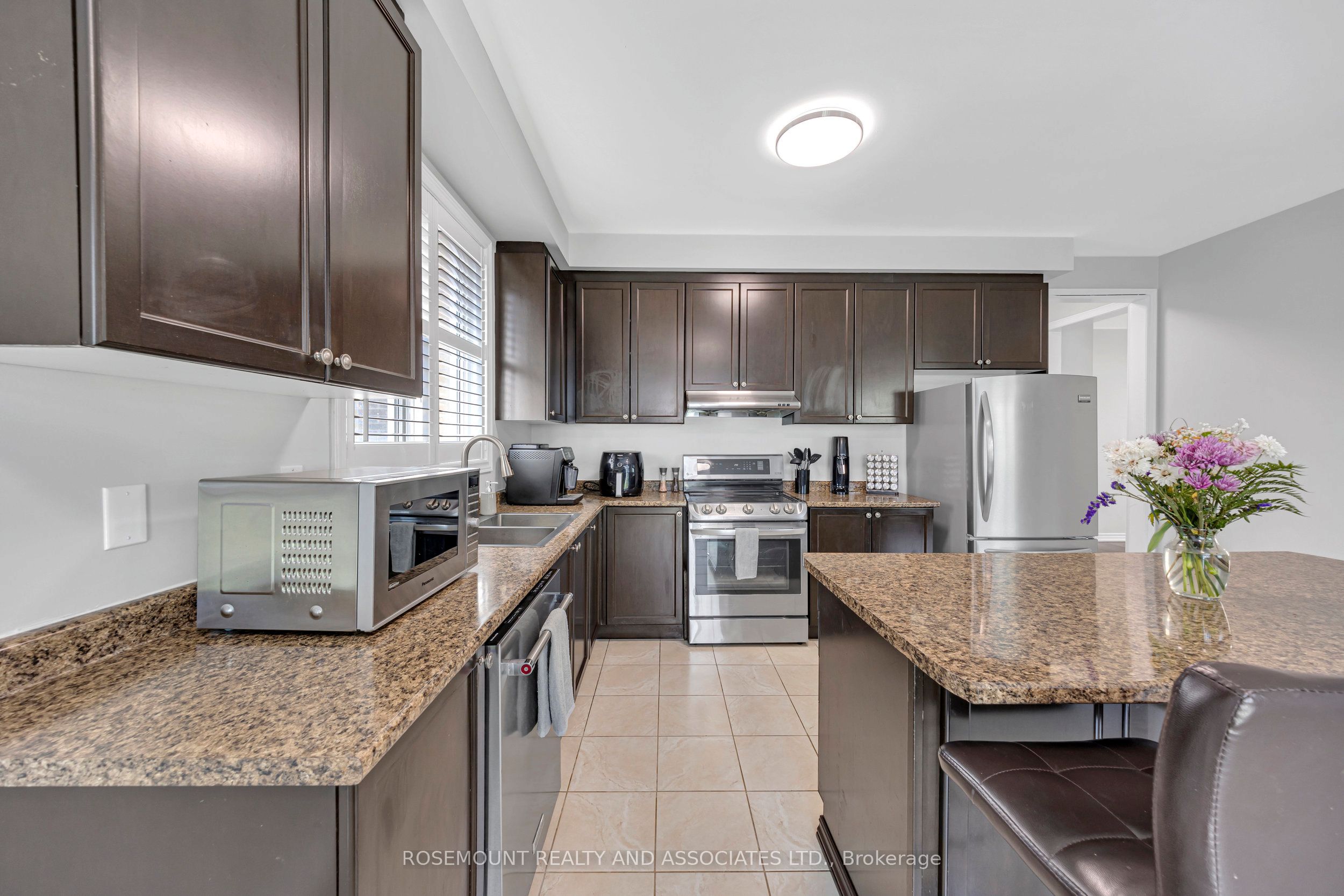 2115 Rudell Road Property Photo 20