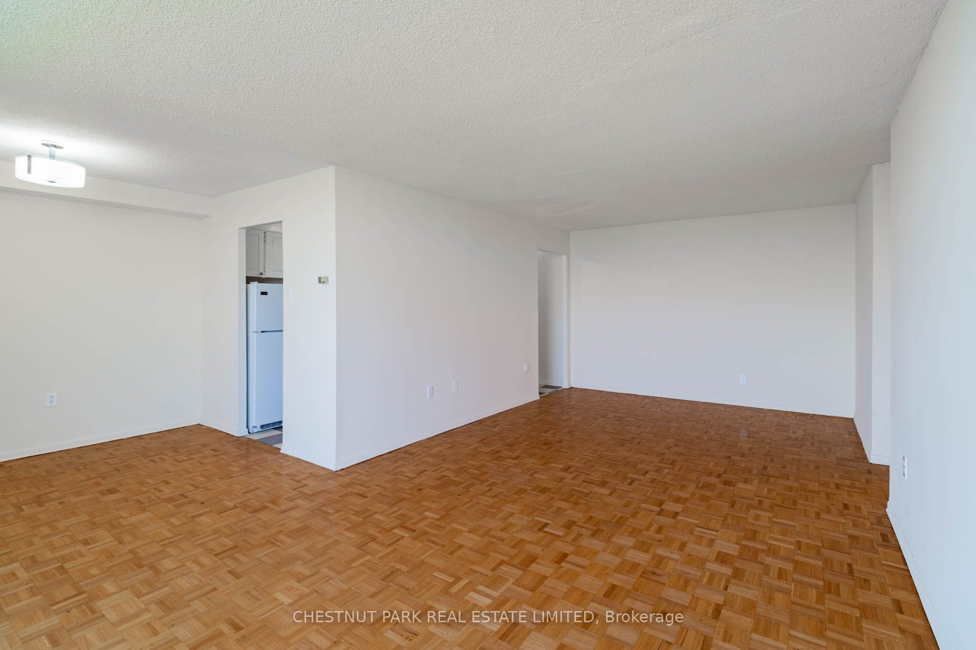 3700 Lawrence Avenue E 1106 Property Photo 7
