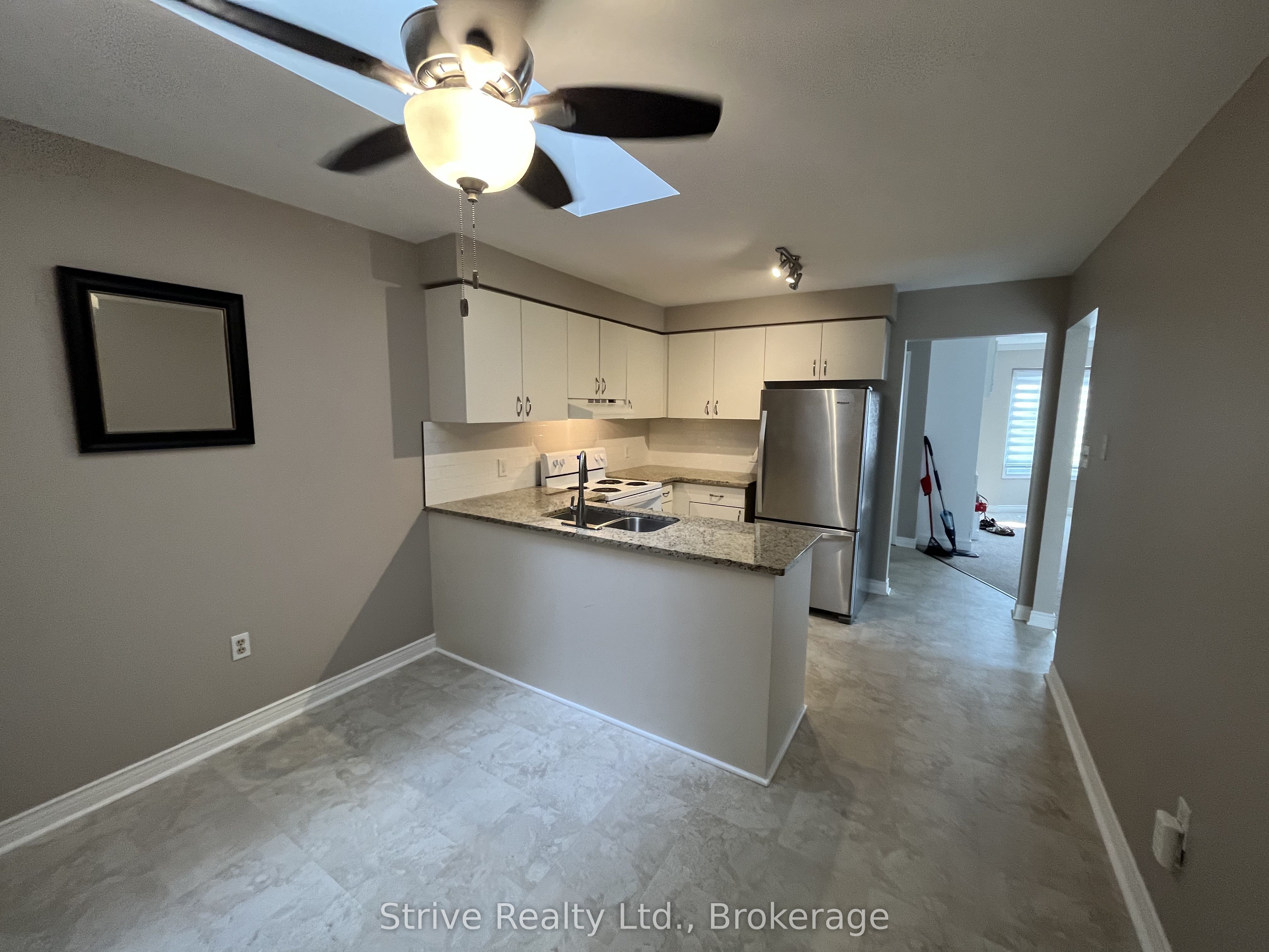 1013 Attersley Drive Property Photo 9