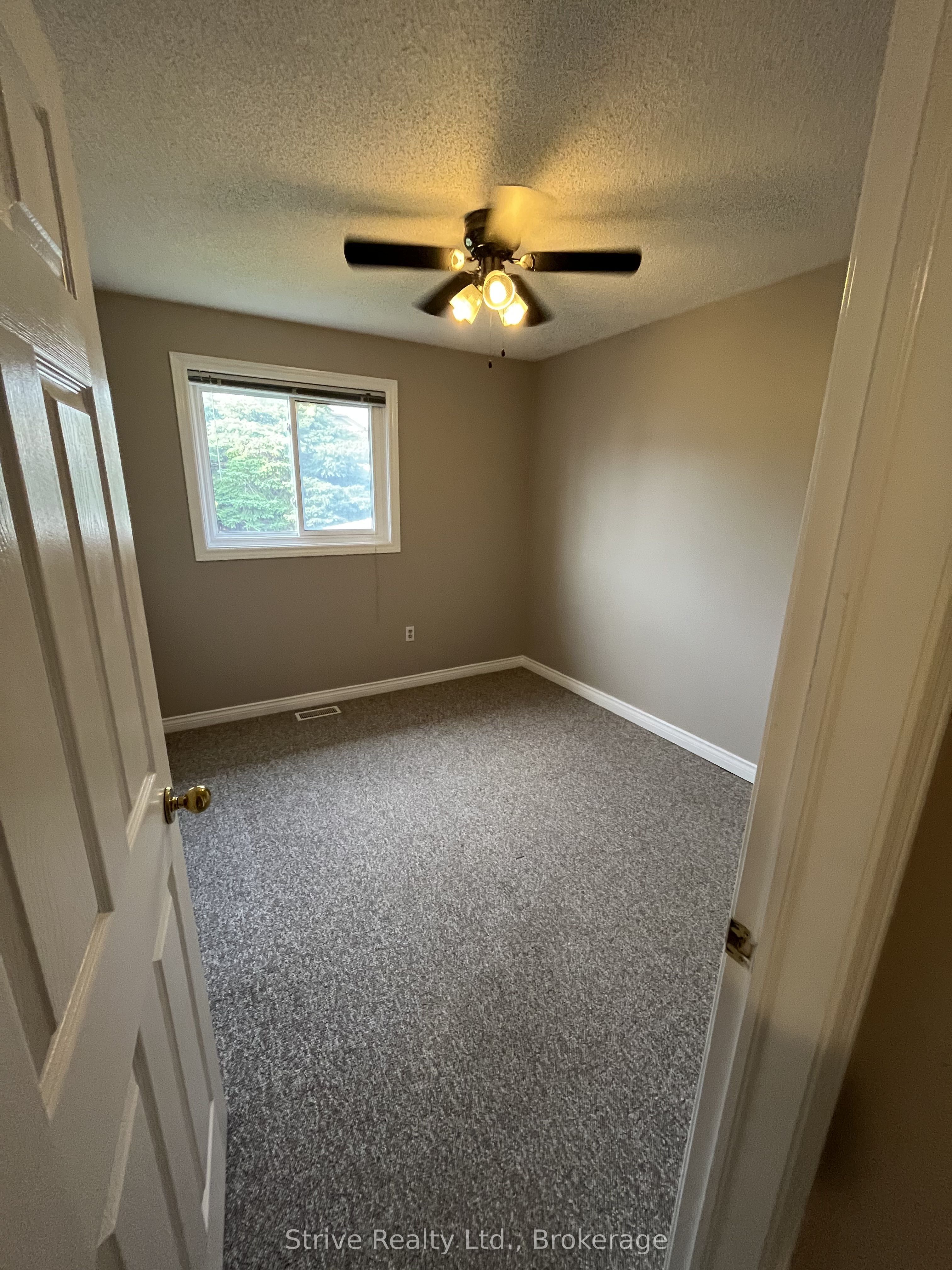 1013 Attersley Drive Property Photo 13