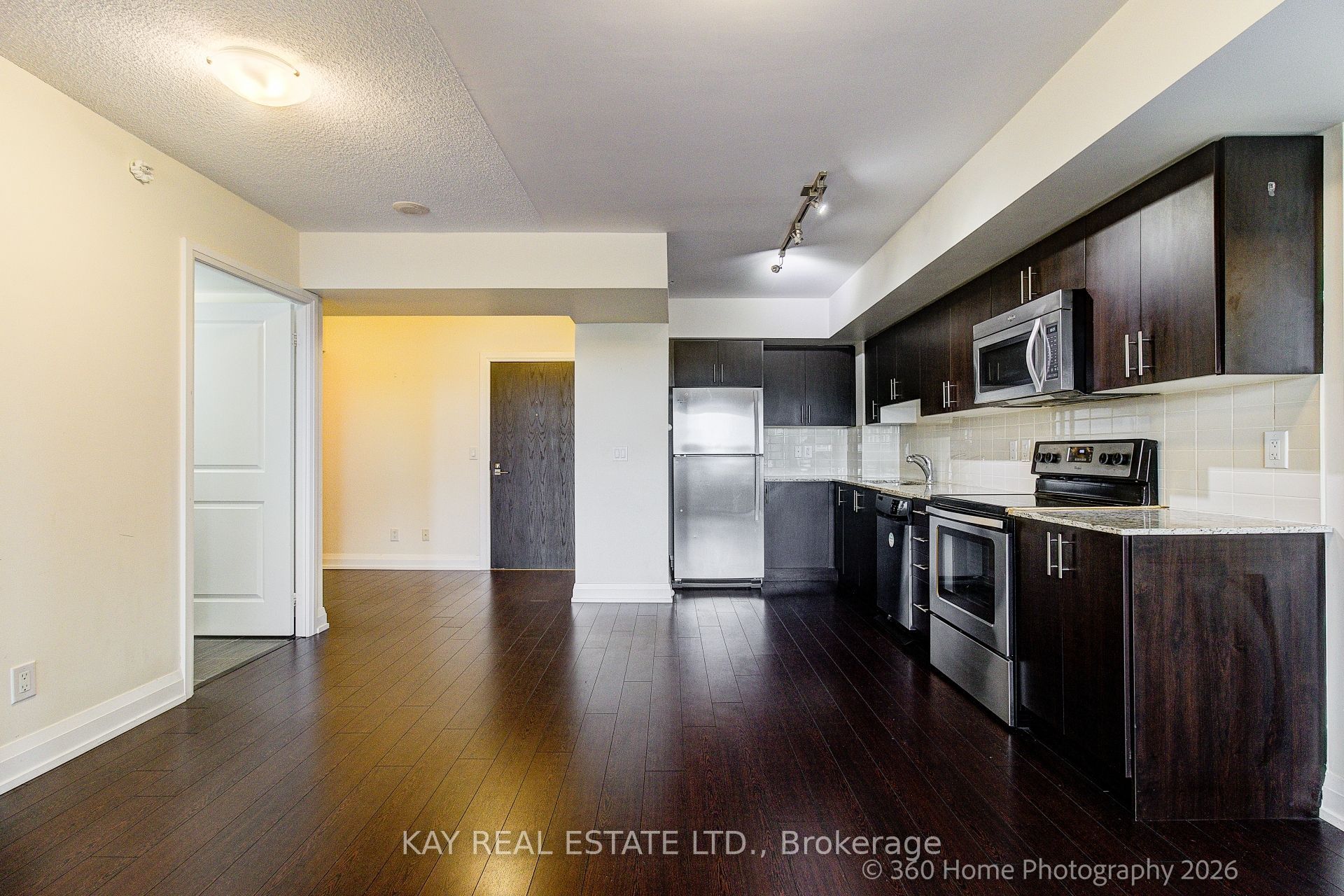 3520 Danforth Avenue 612 Property Photo 4