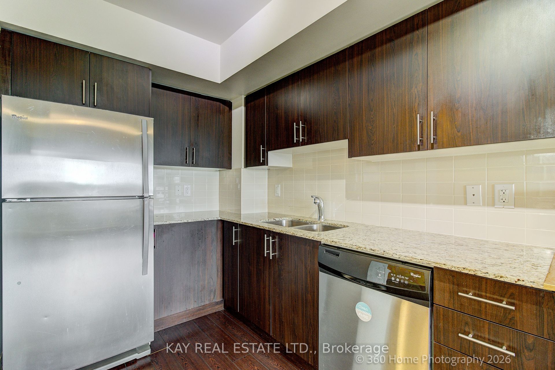 3520 Danforth Avenue 612 Property Photo 7