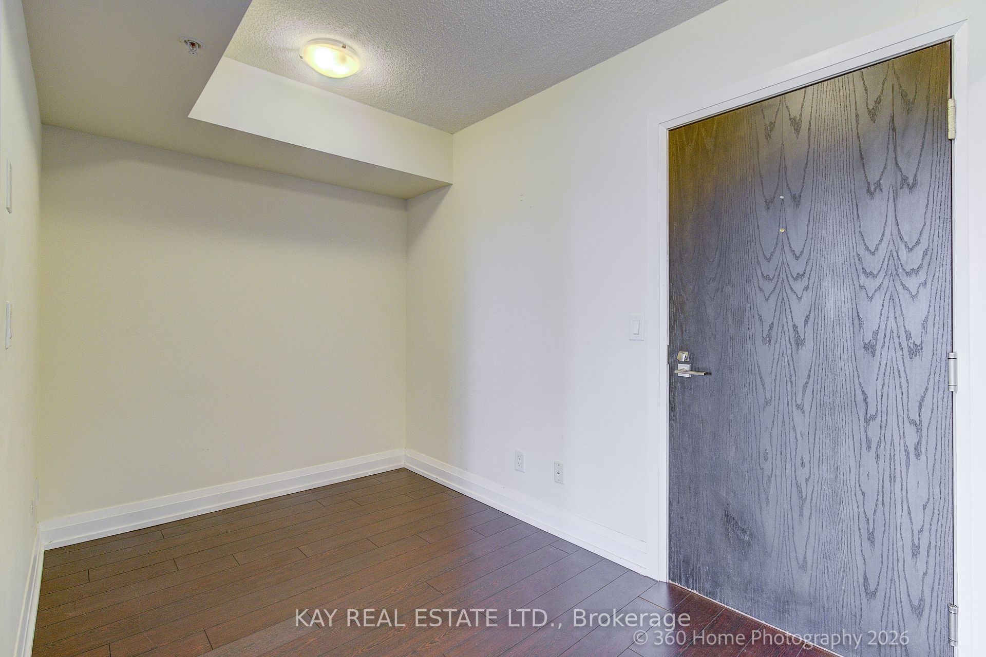 3520 Danforth Avenue 612 Property Photo 9