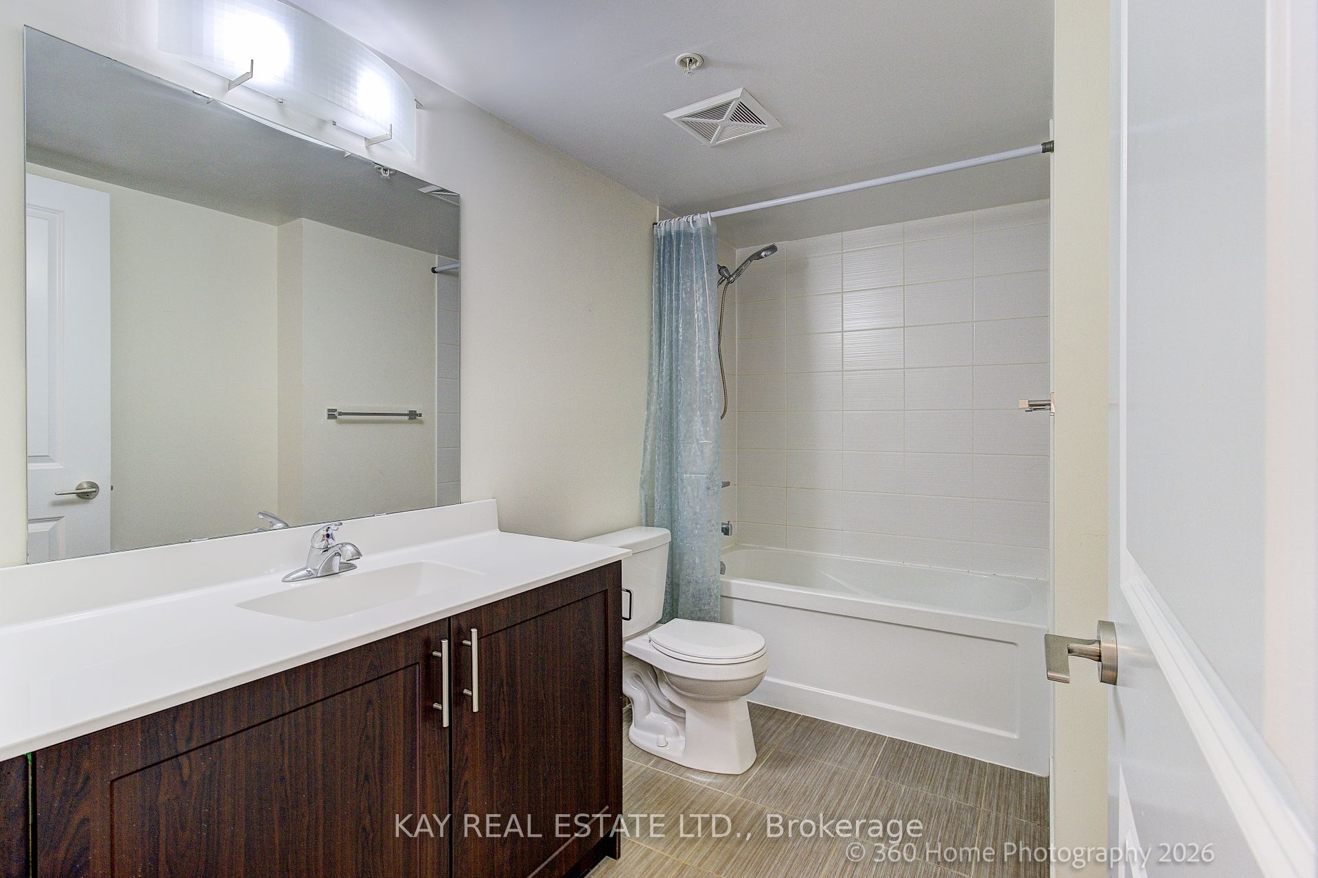 3520 Danforth Avenue 612 Property Photo 25