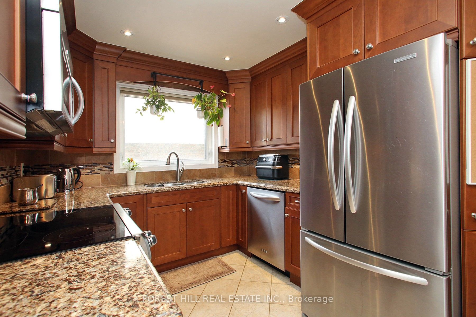 1852 Bowler Drive Property Photo 14