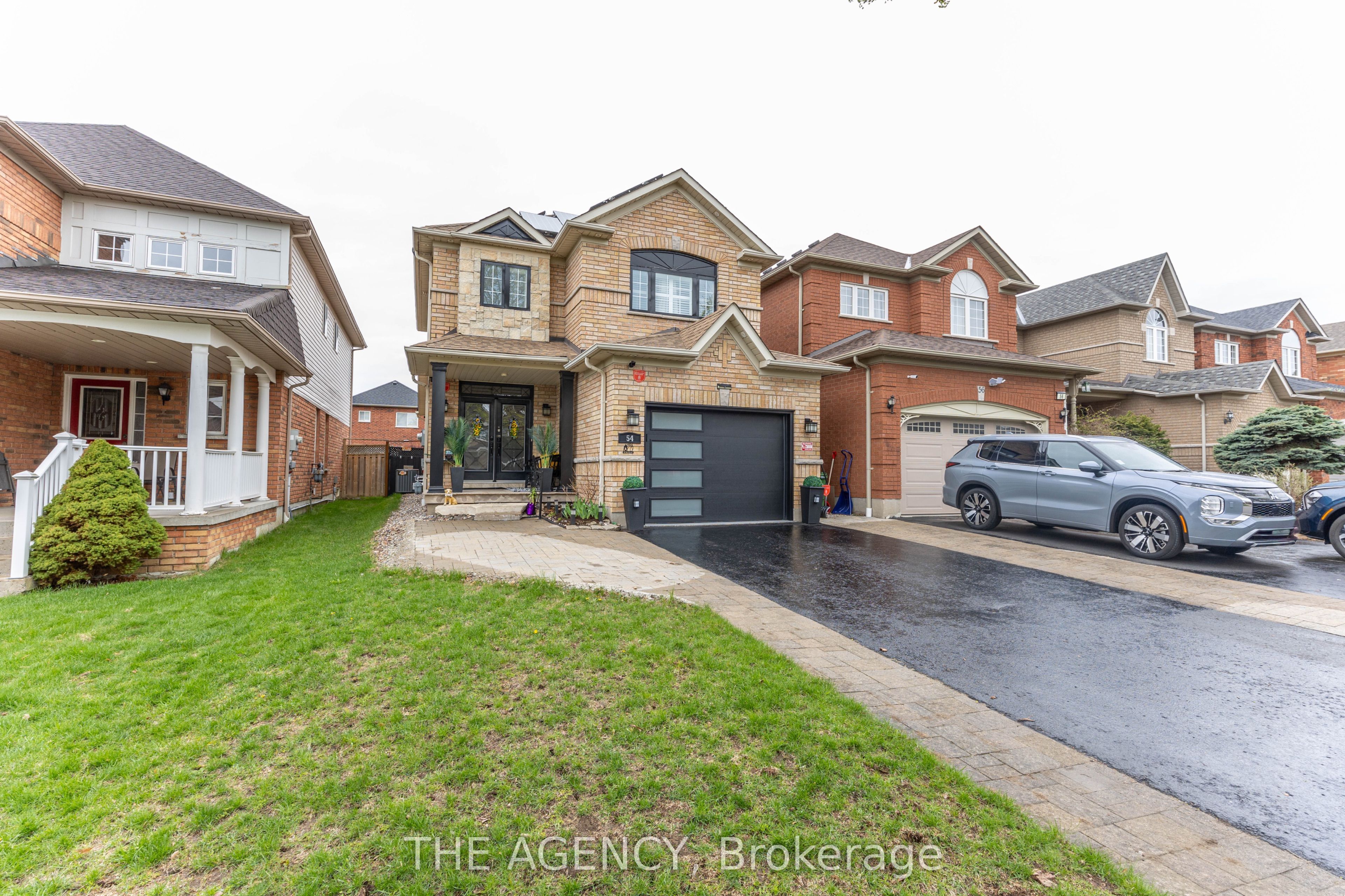 54 Thames Drive Property Photo 3