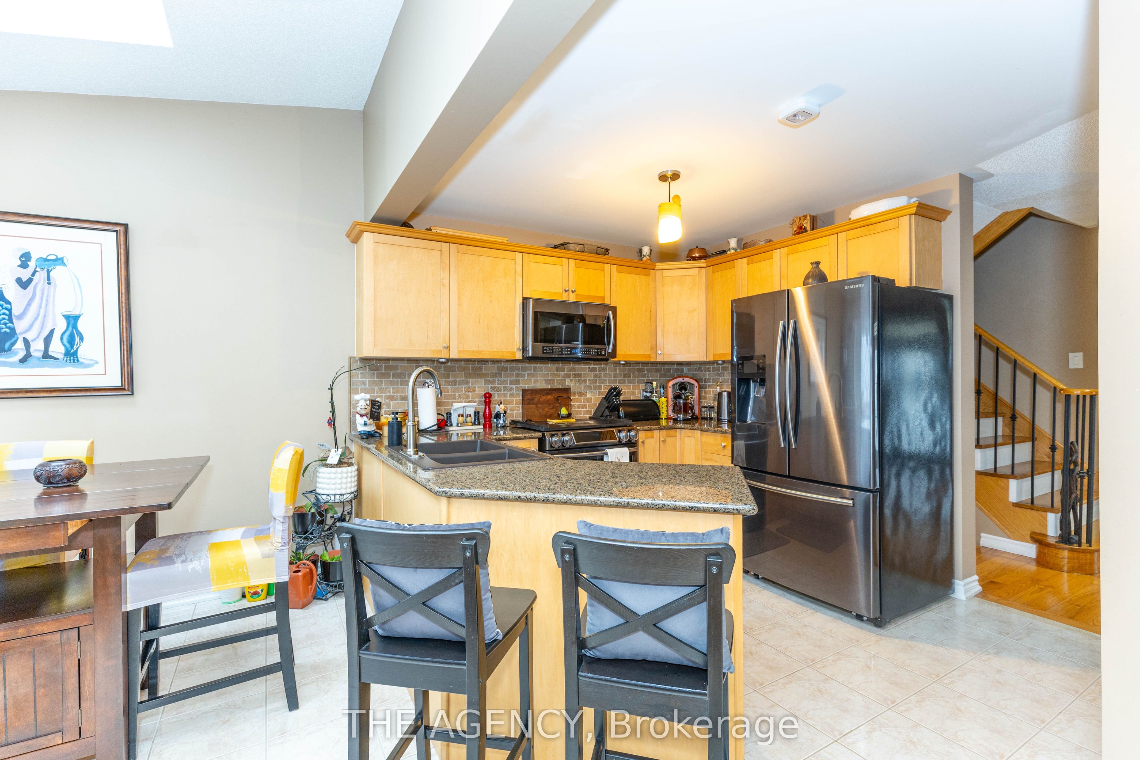 54 Thames Drive Property Photo 12