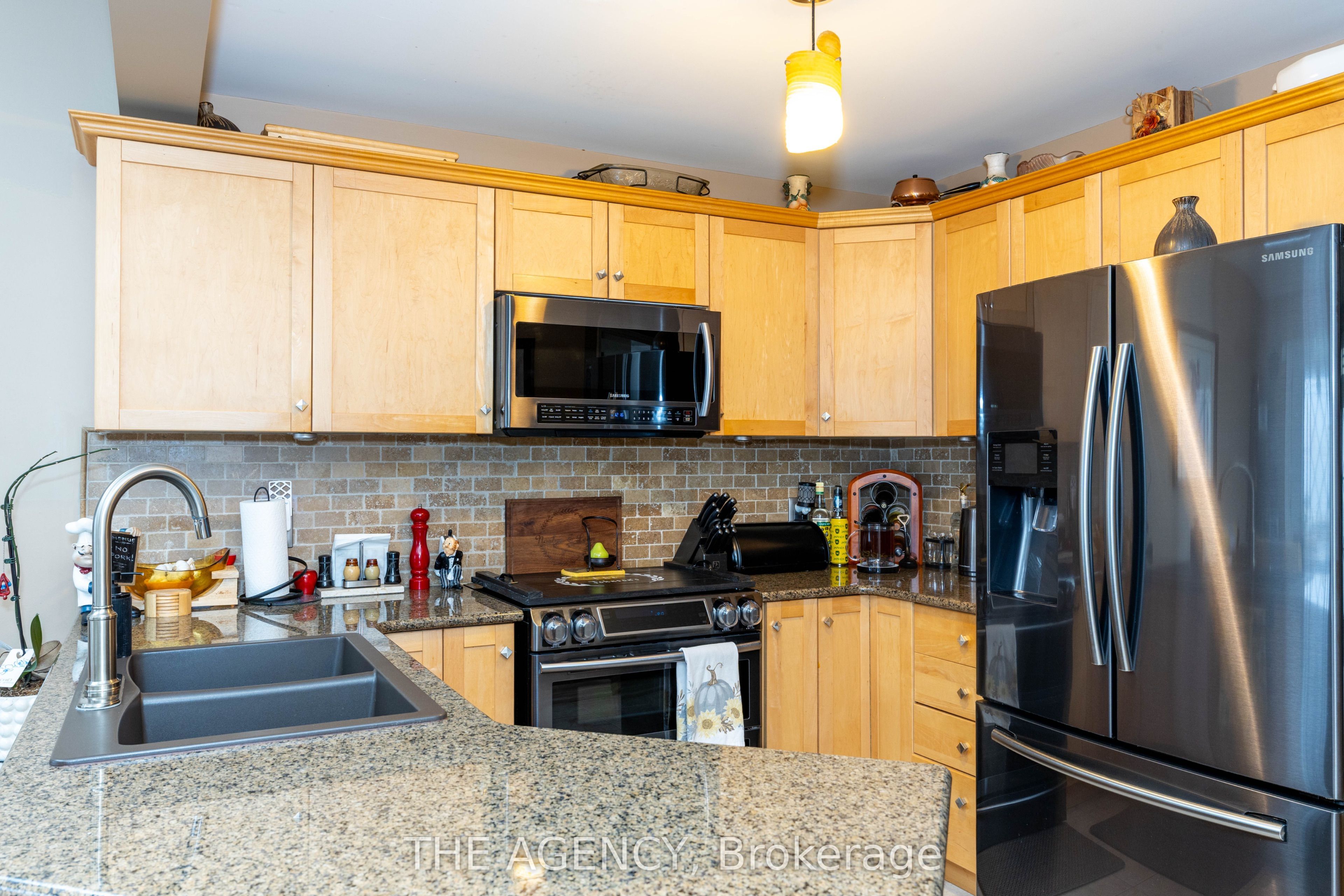 54 Thames Drive Property Photo 15