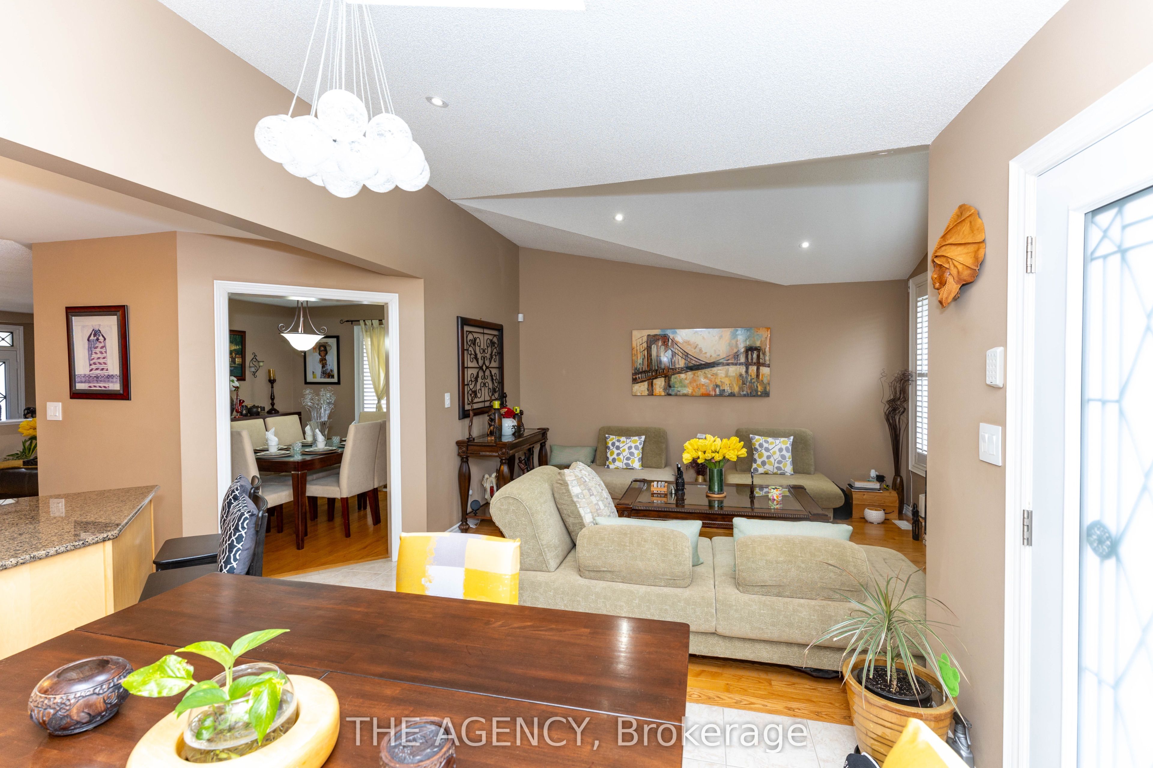 54 Thames Drive Property Photo 17