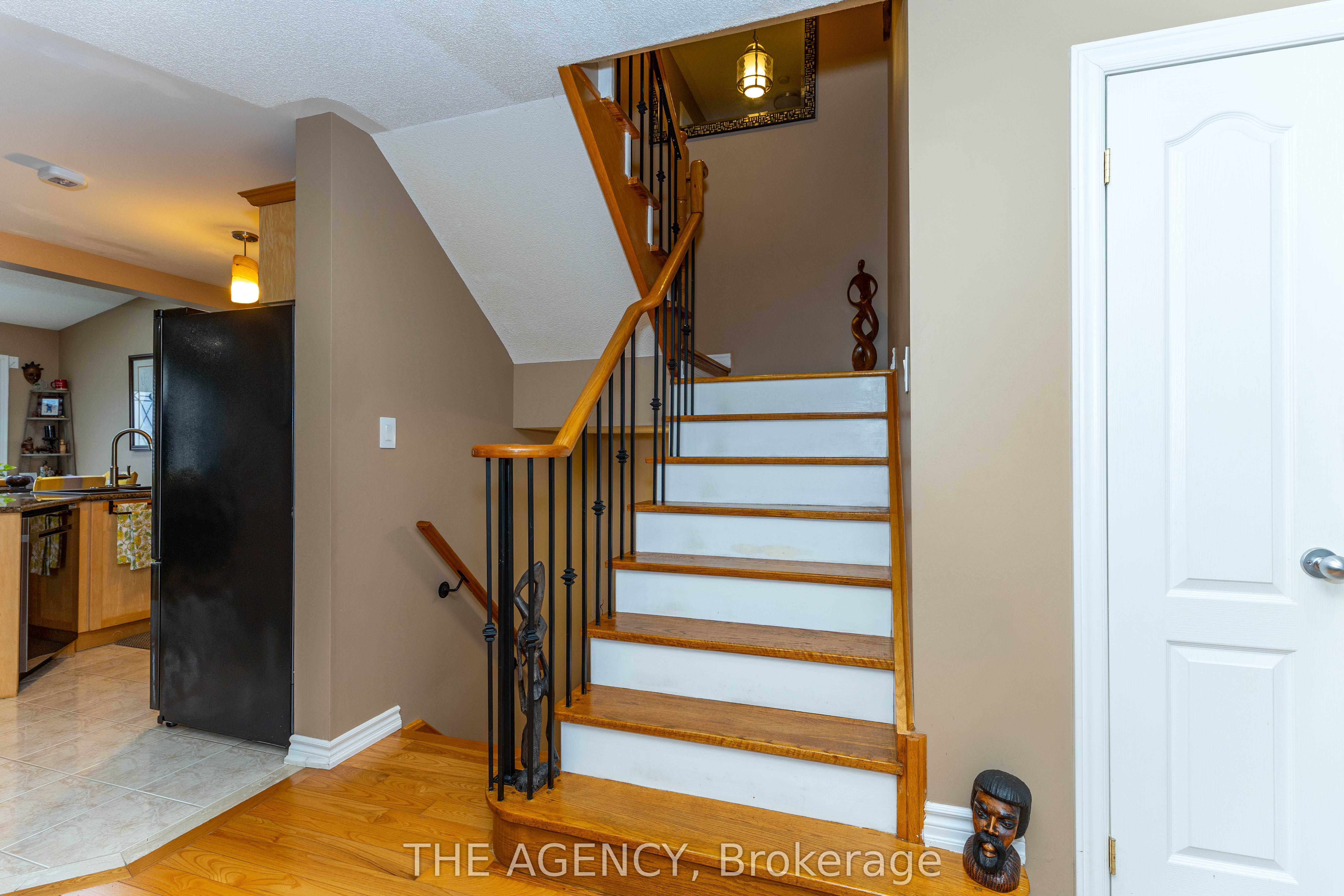 54 Thames Drive Property Photo 24