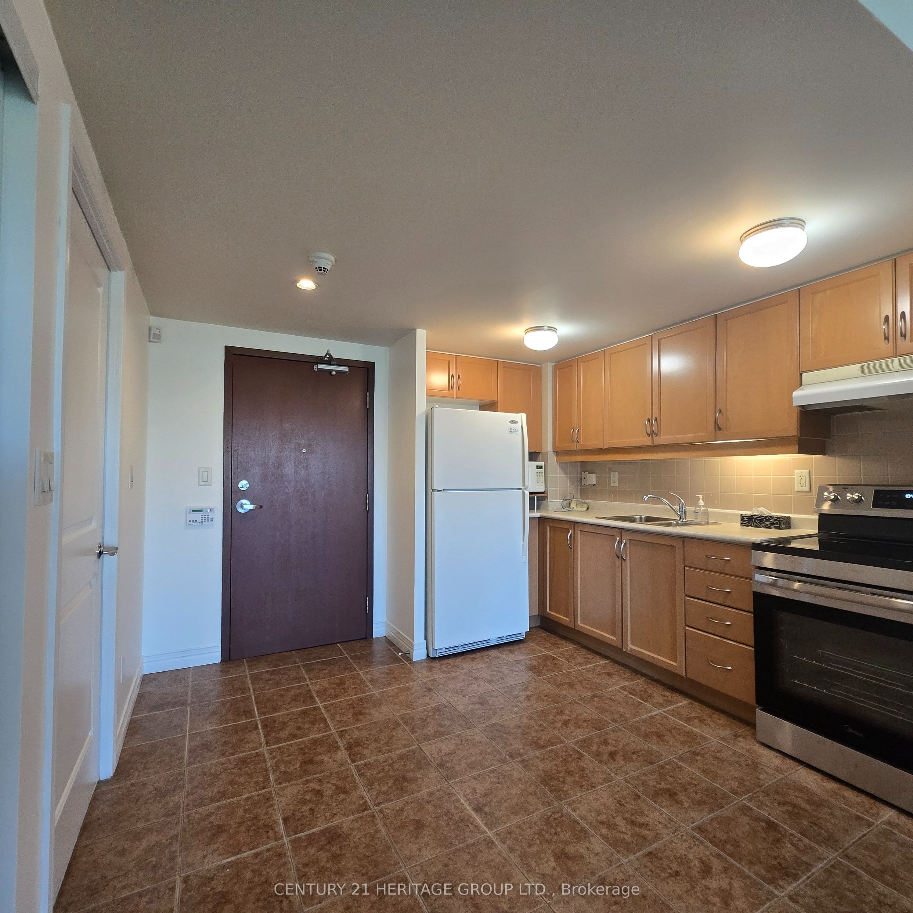 90 Scottfield Drive 319 Property Photo 15