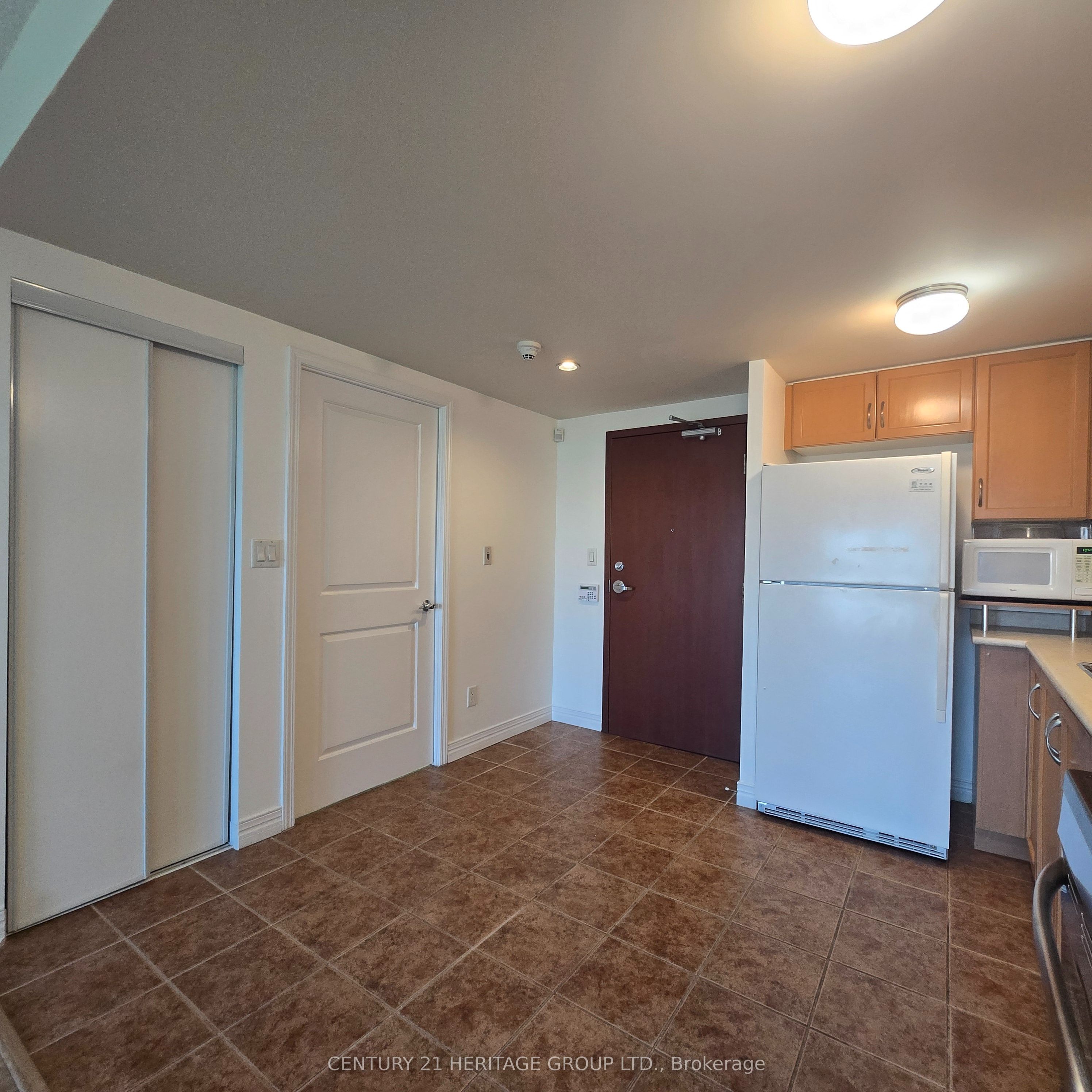 90 Scottfield Drive 319 Property Photo 16