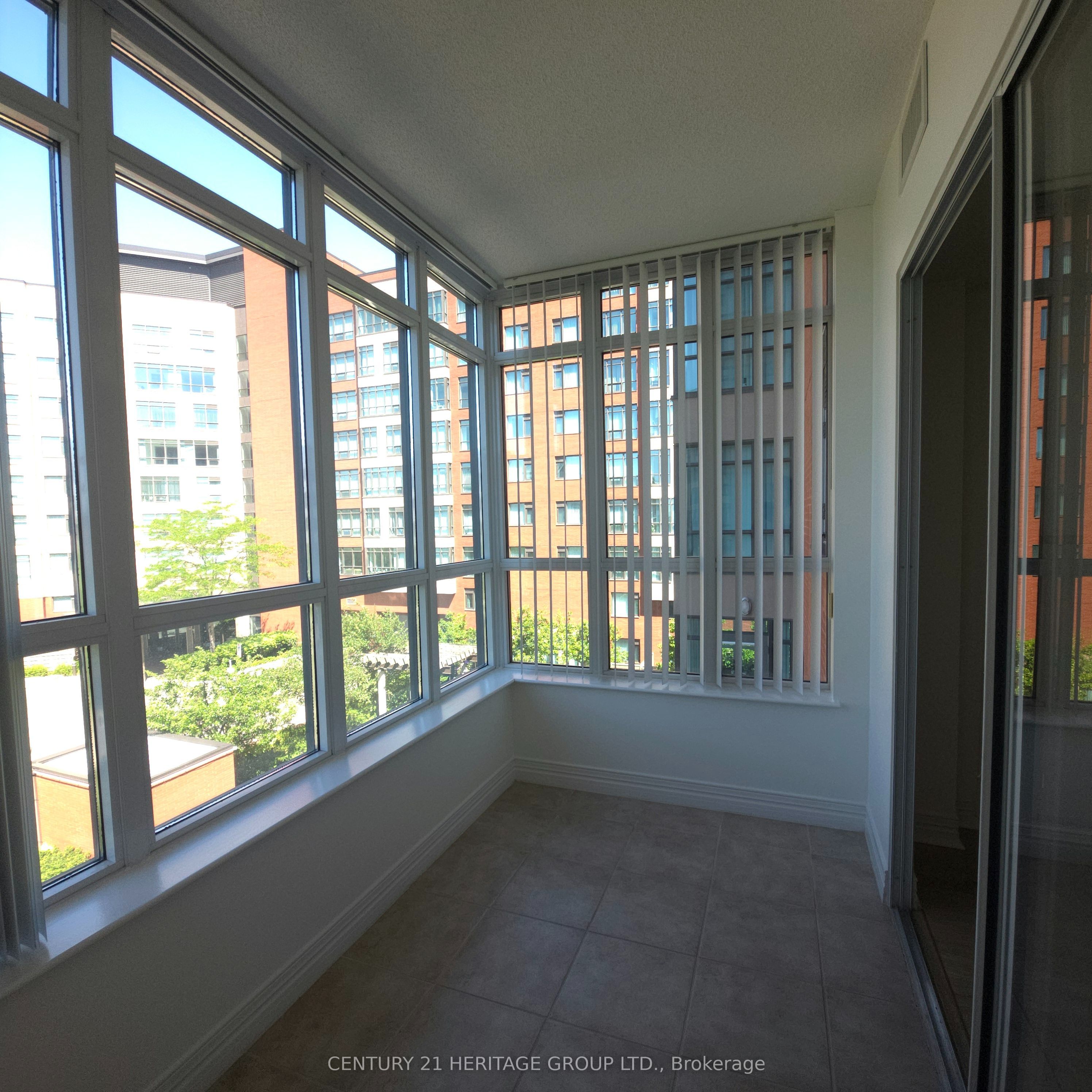 90 Scottfield Drive 319 Property Photo 20