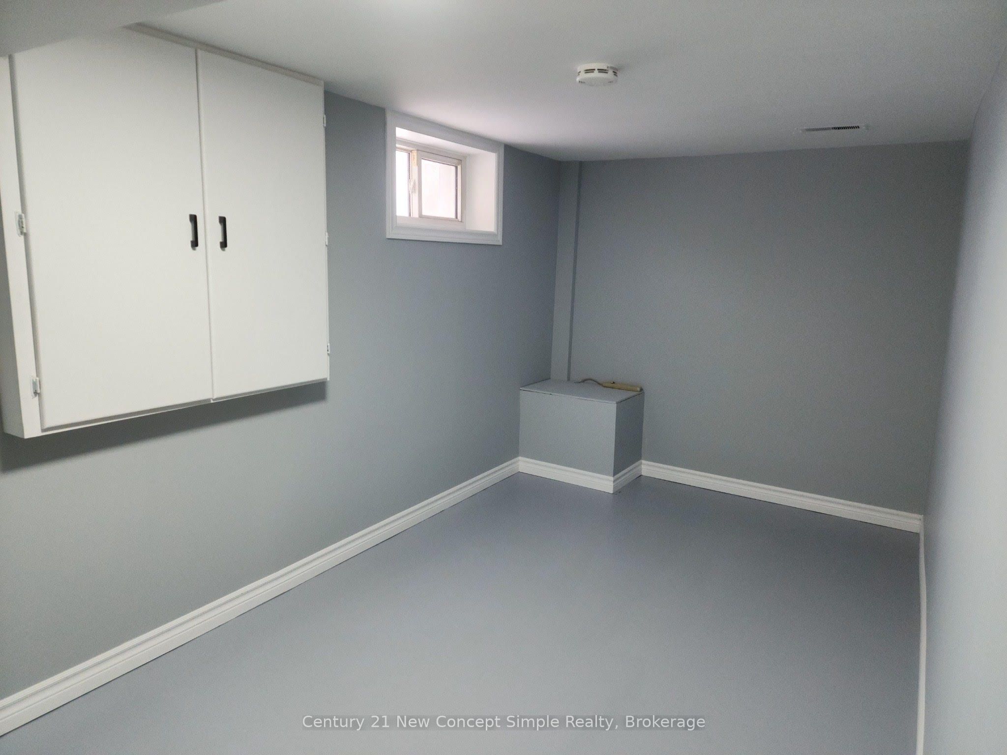 201 Harmony Road N Property Photo 6
