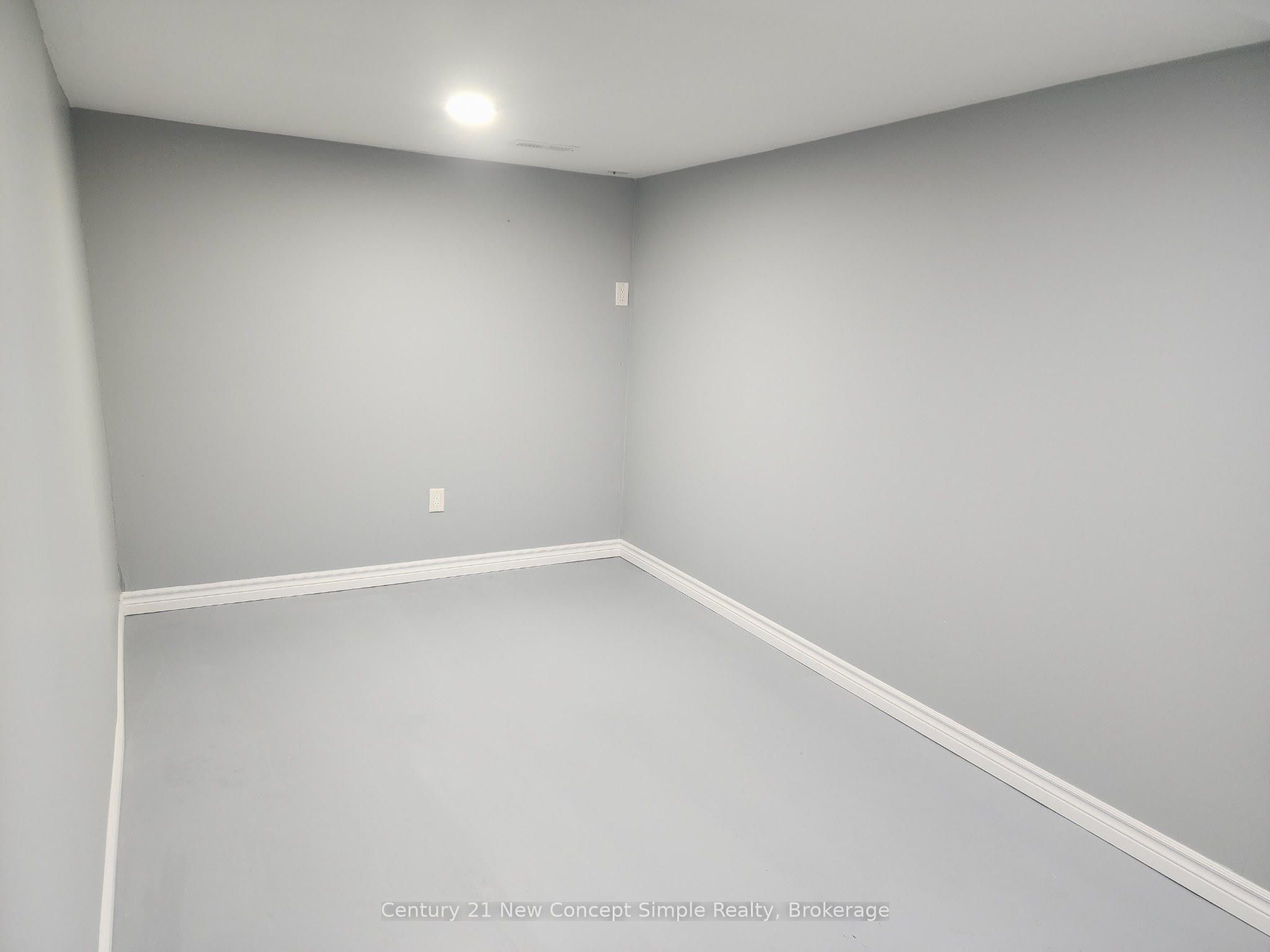 201 Harmony Road N Property Photo 11