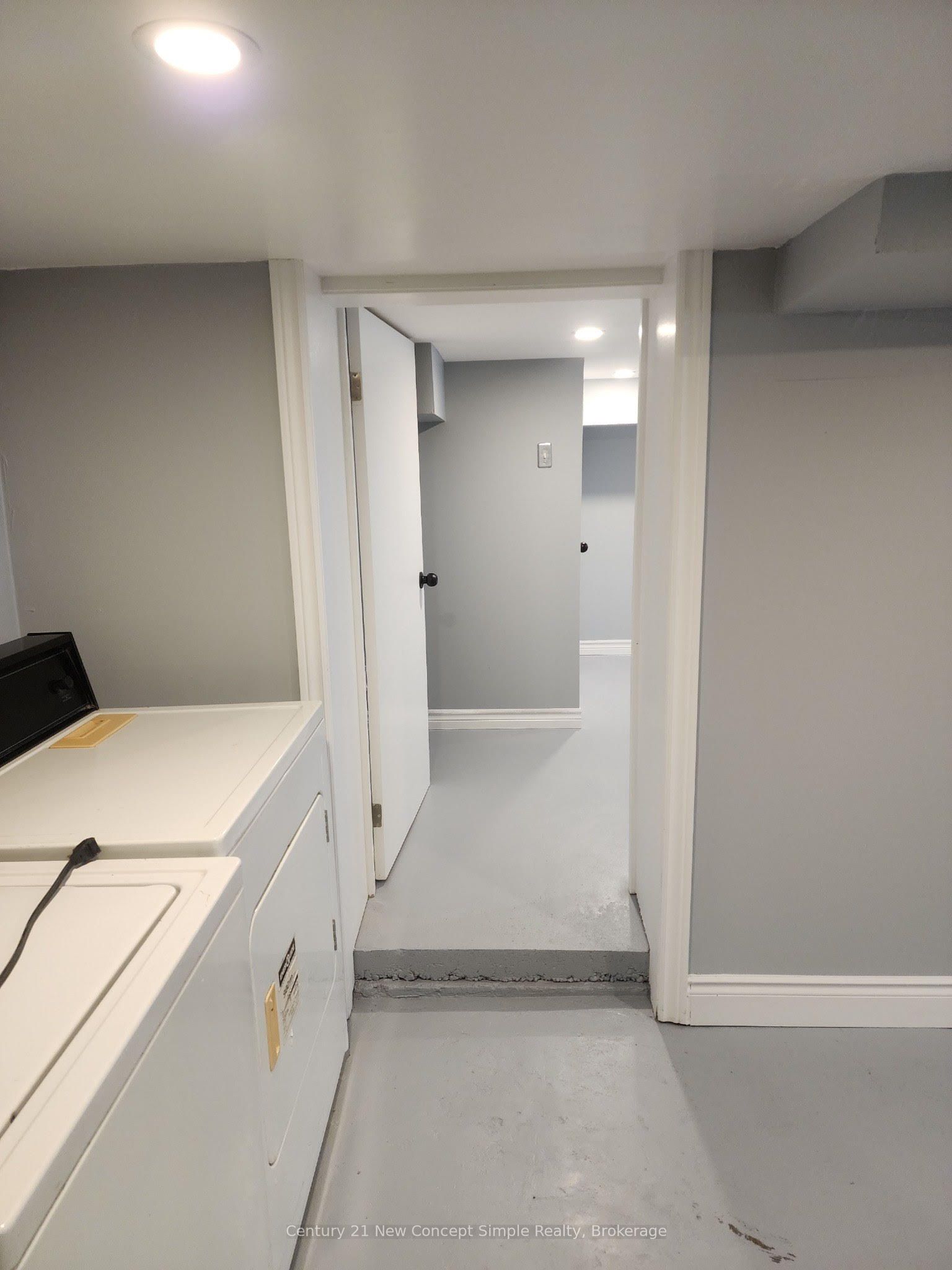 201 Harmony Road N Property Photo 16