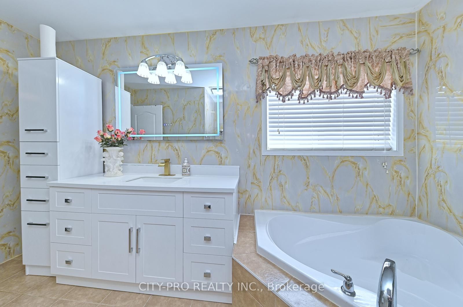 1178 Salmers Drive Property Photo 32