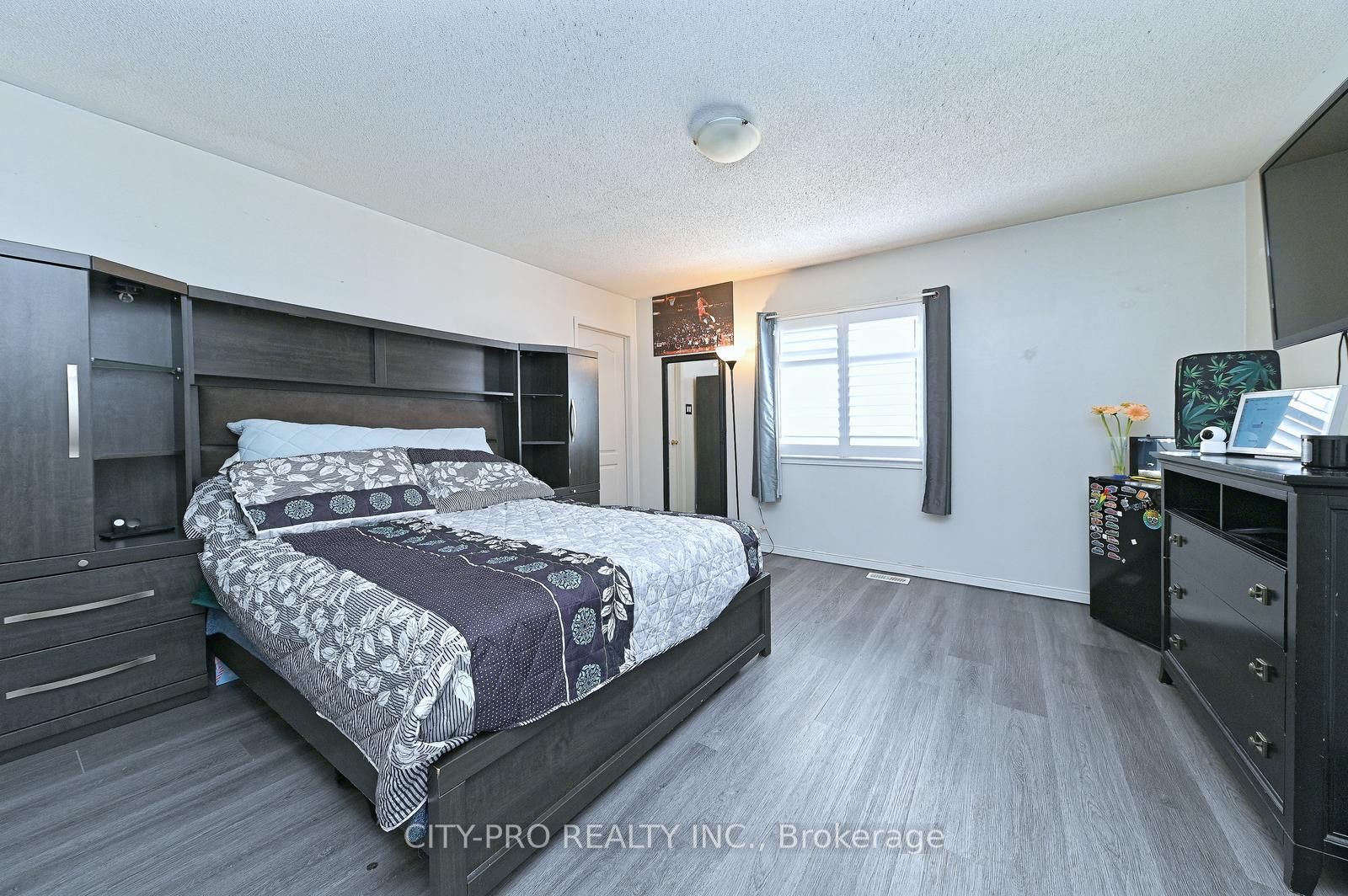 1178 Salmers Drive Property Photo 33