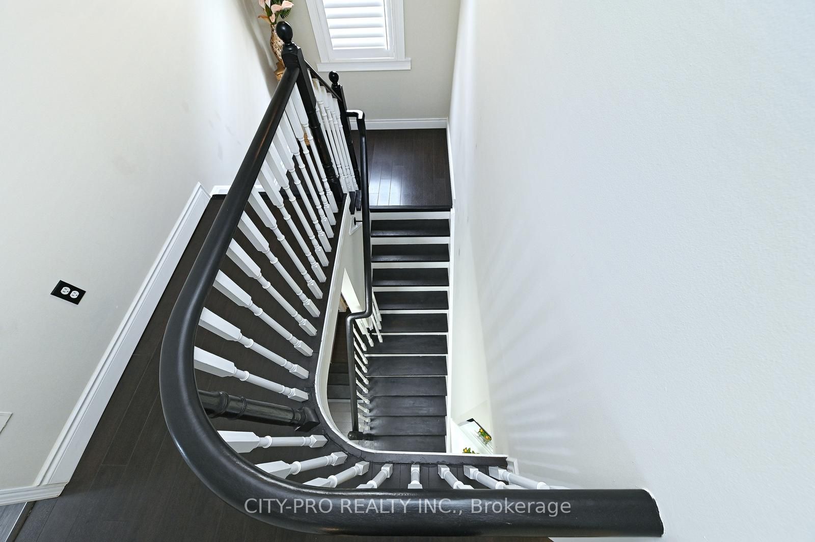 1178 Salmers Drive Property Photo 38