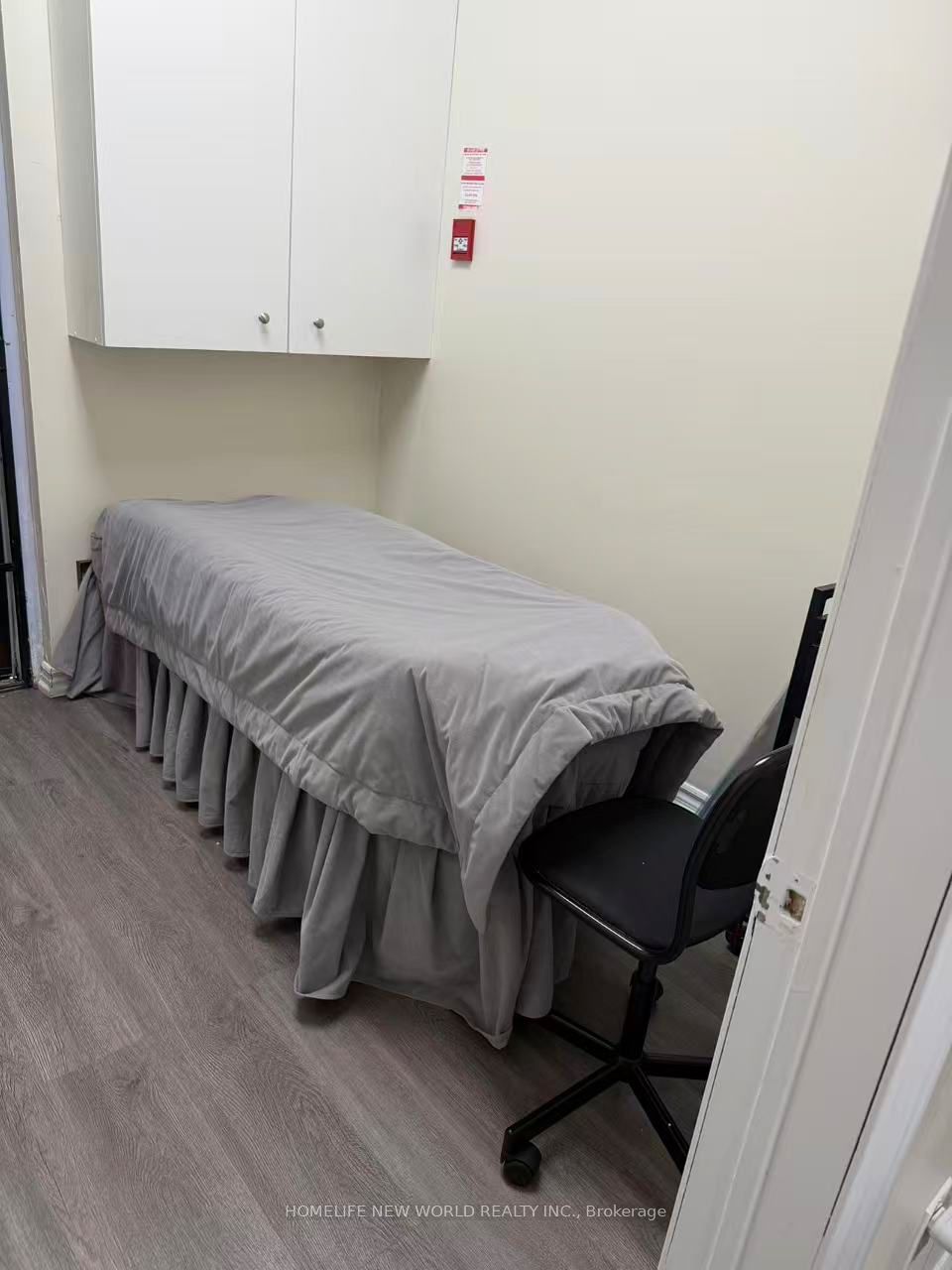 4431 Sheppard Avenue E Property Photo 6