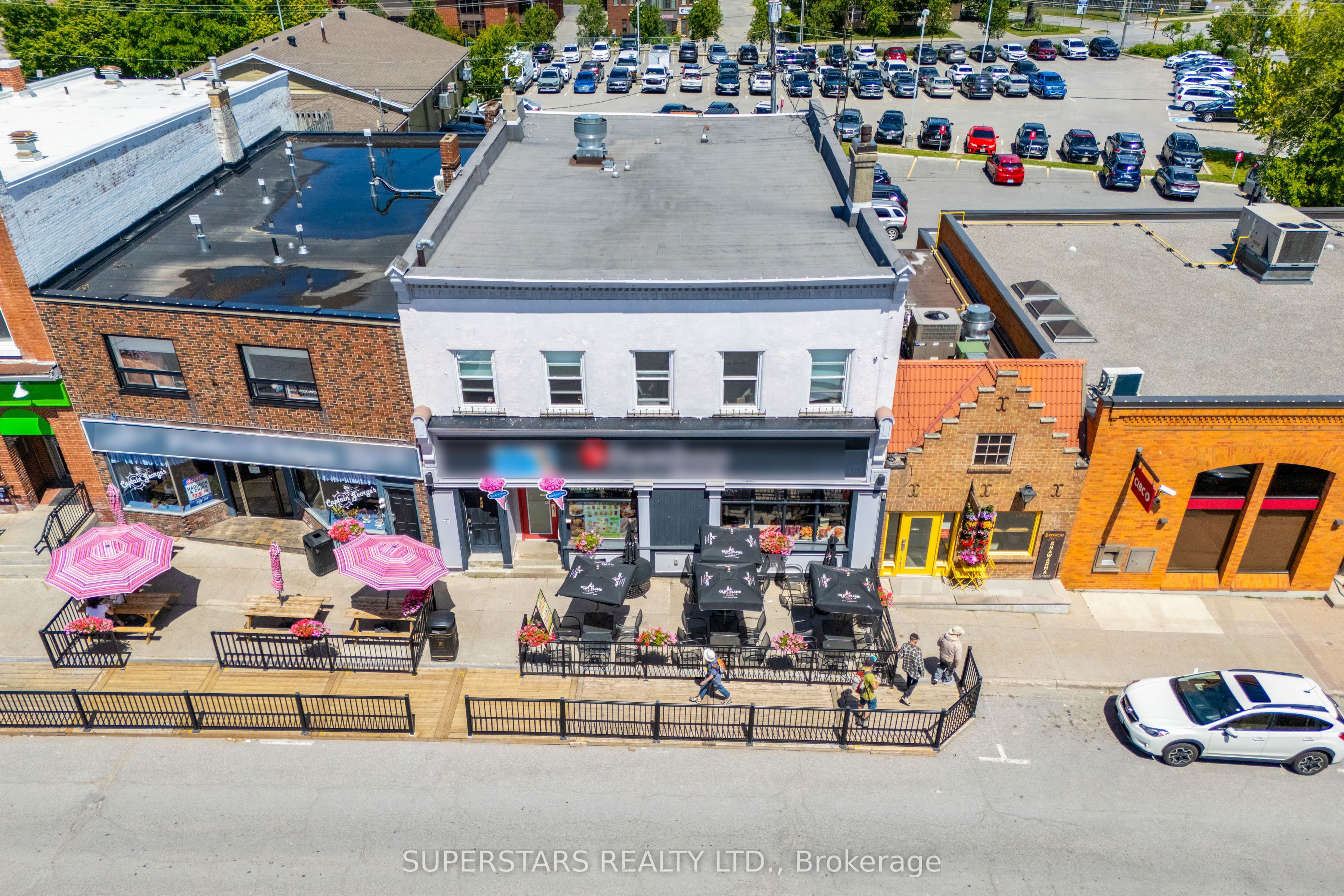 155 Queen Street Property Photo 2