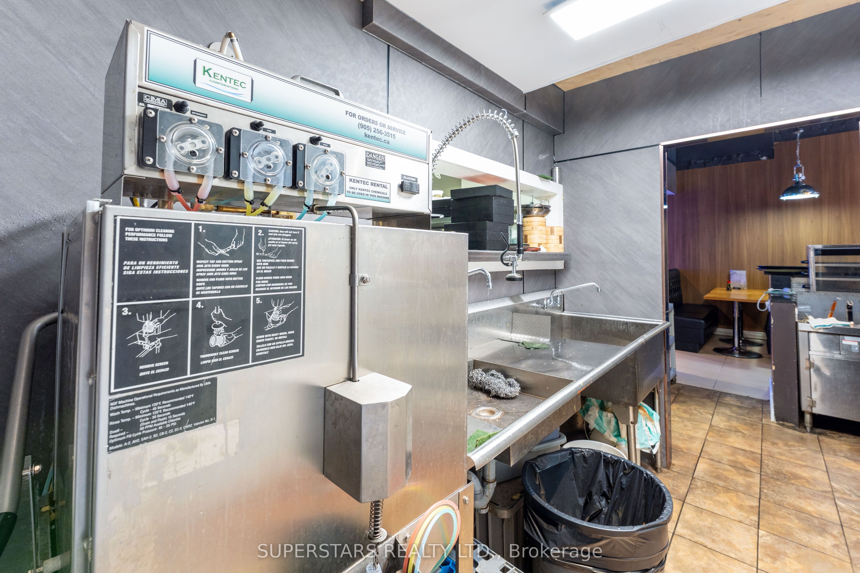 155 Queen Street Property Photo 26