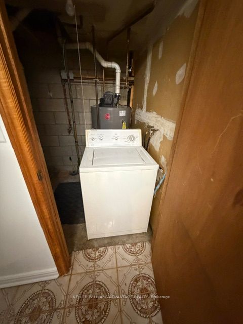 20 Bush Drive Lower Property Photo 23